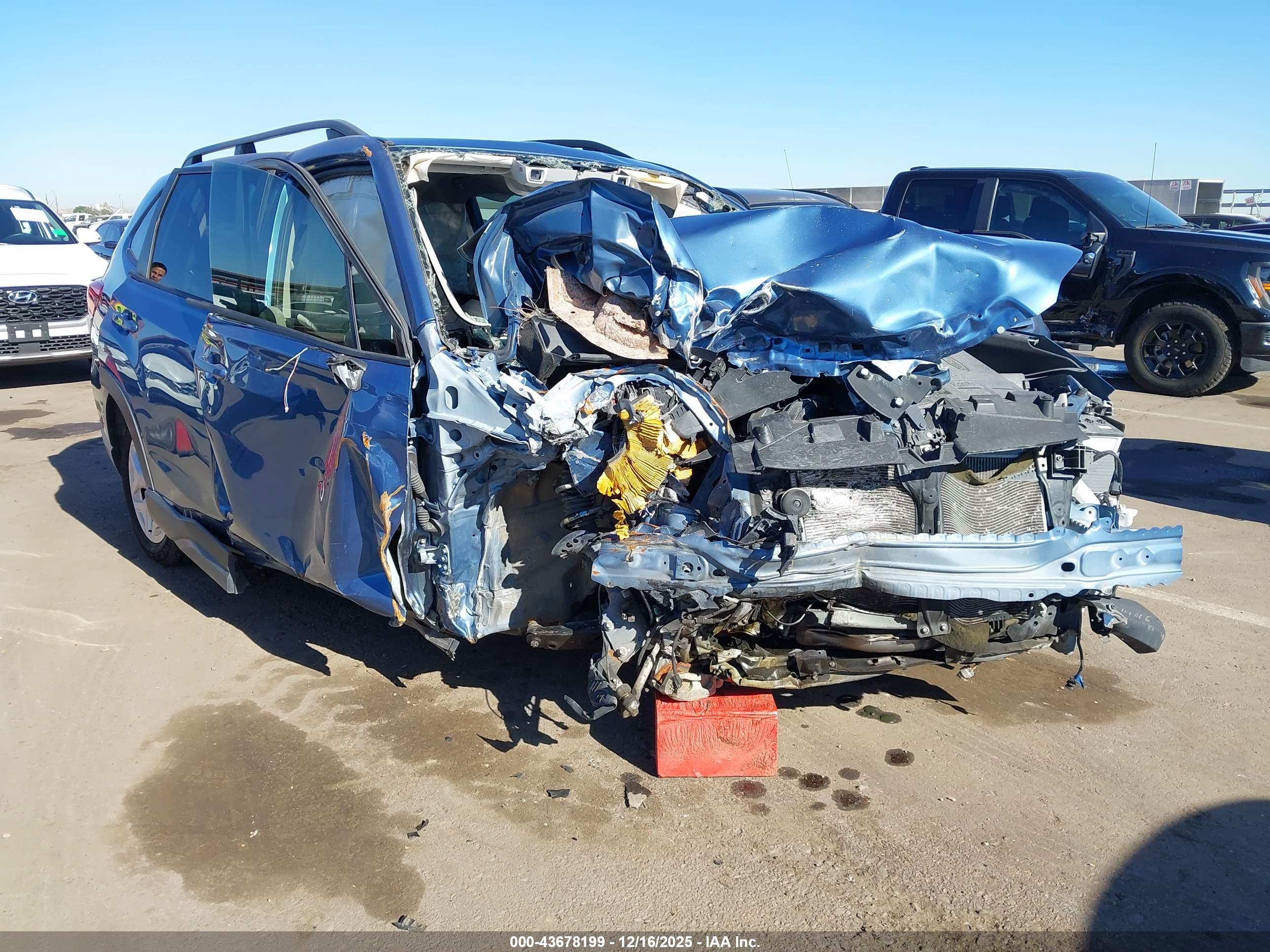 SUBARU FORESTER image 6