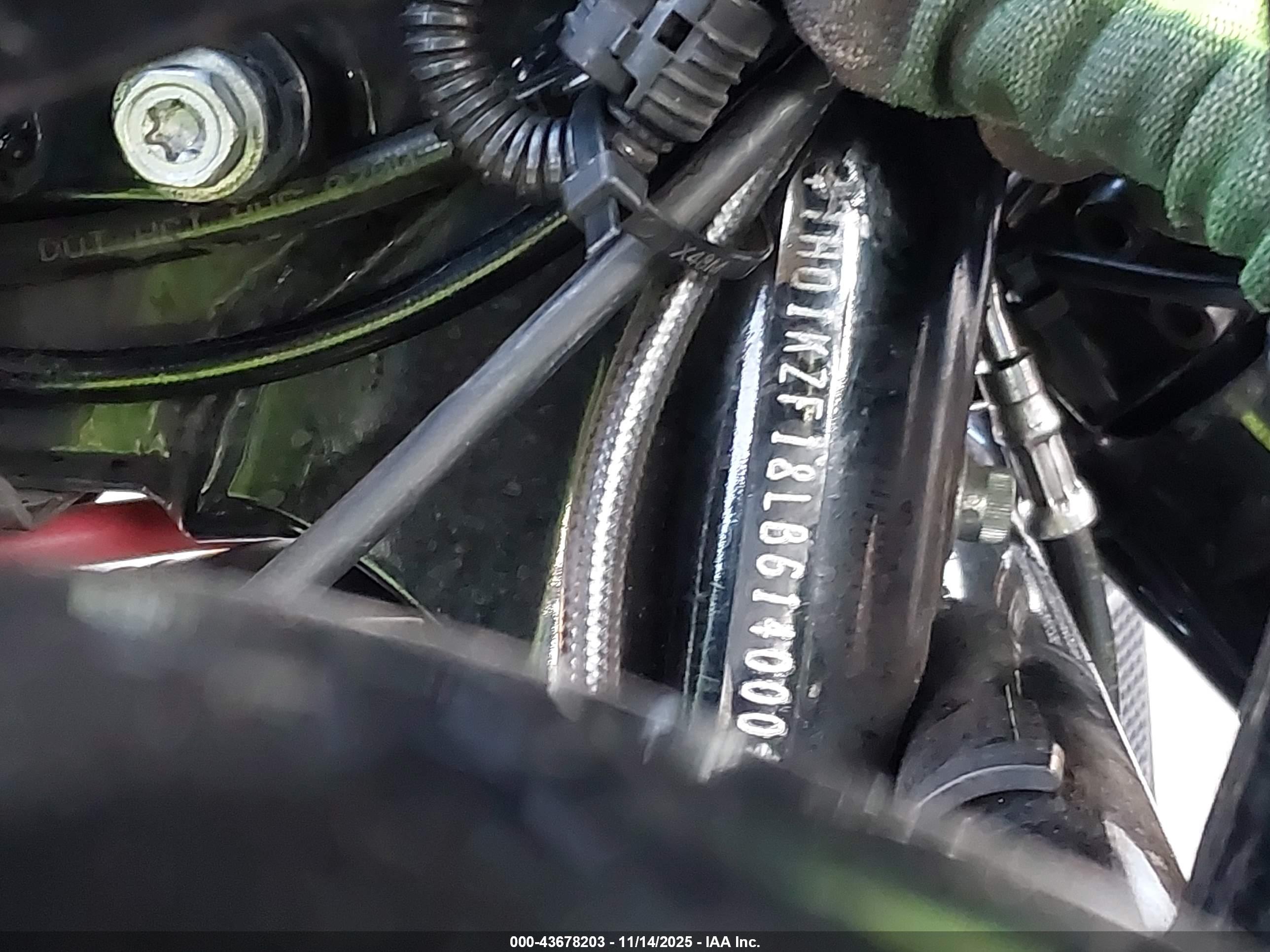 HARLEY-DAVIDSON FLTRK image 10