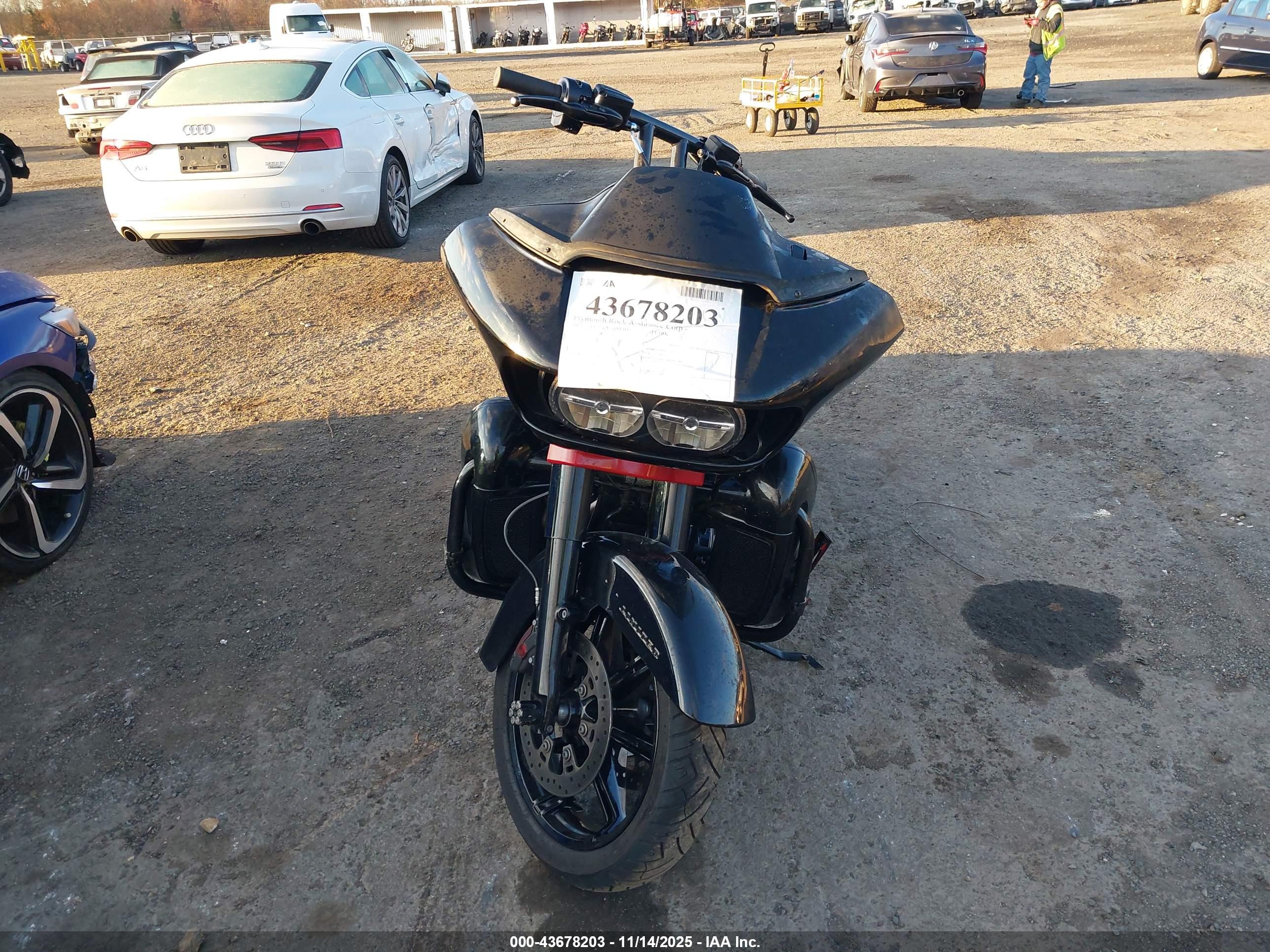 HARLEY-DAVIDSON FLTRK image 5