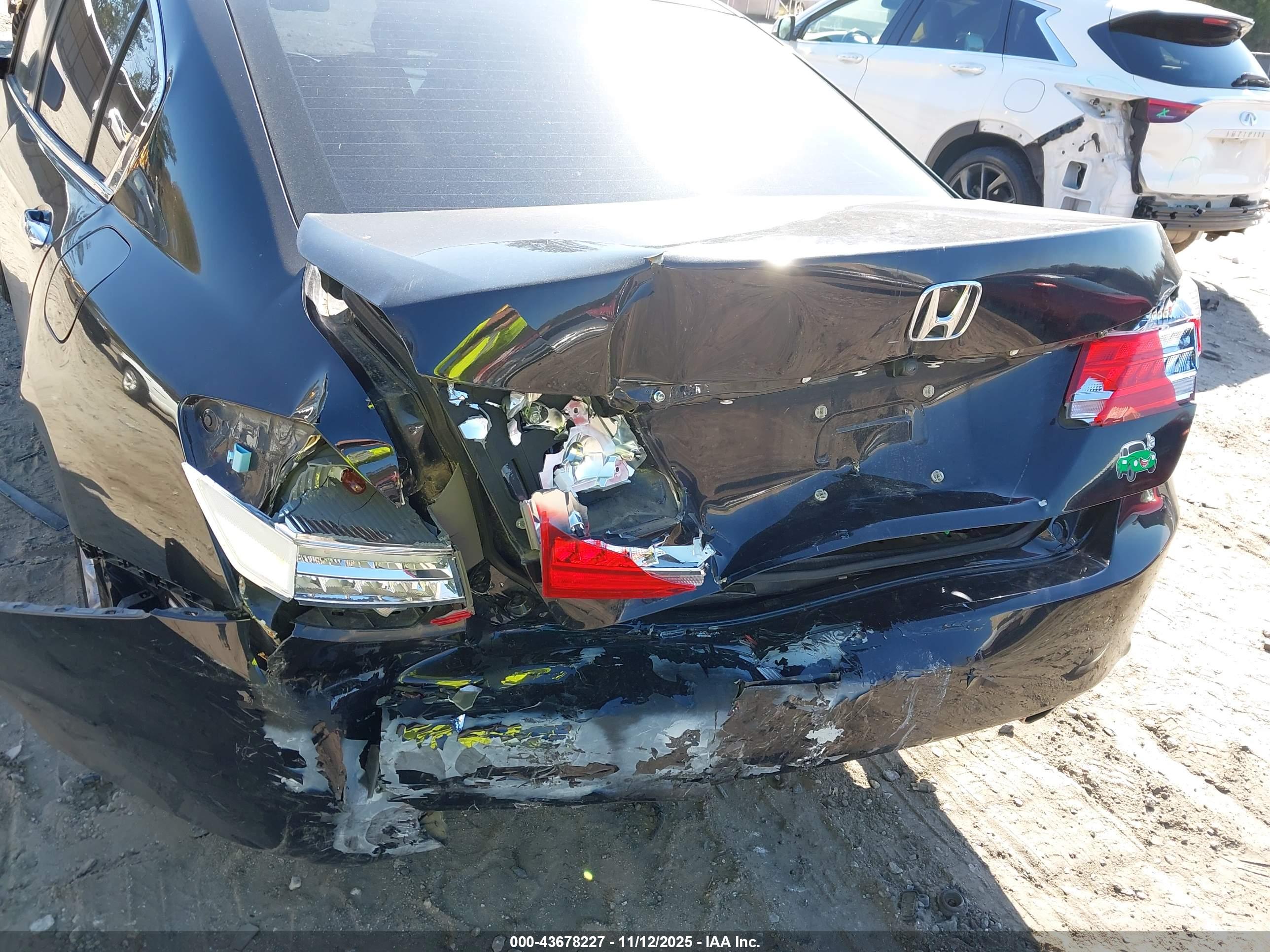 HONDA ACCORD image 6