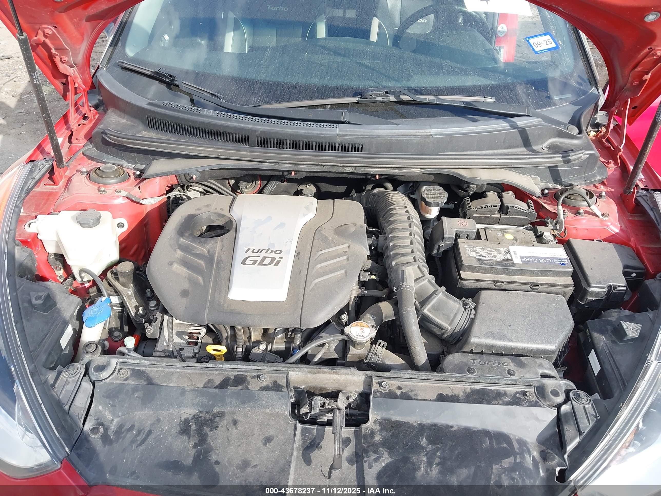 HYUNDAI VELOSTER image 10