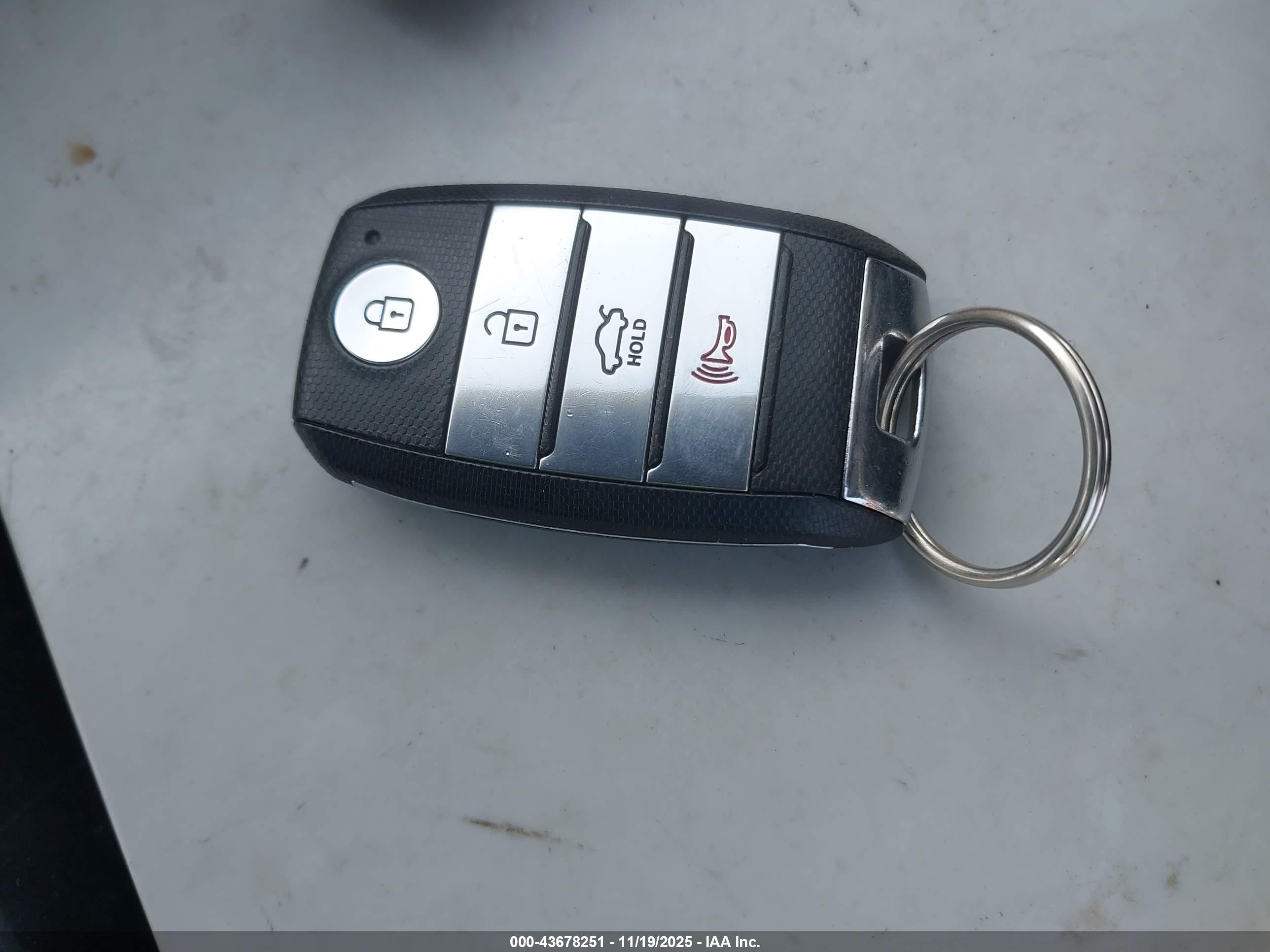 KIA OPTIMA image 11