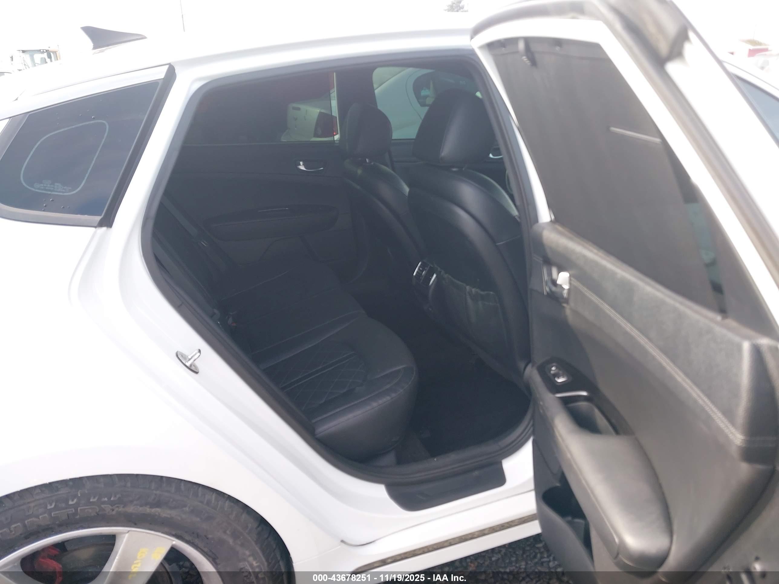 KIA OPTIMA image 8