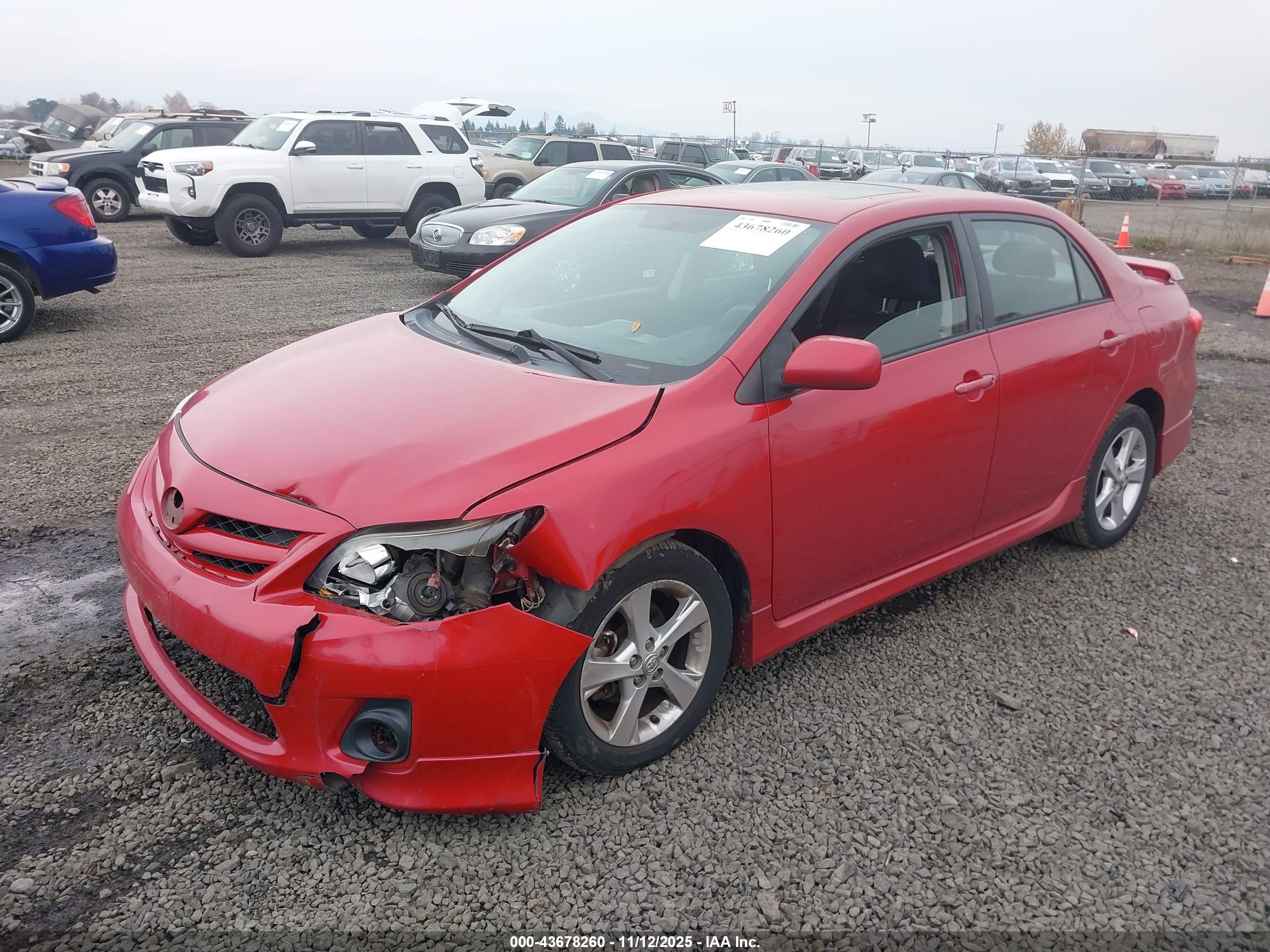 TOYOTA COROLLA image 2