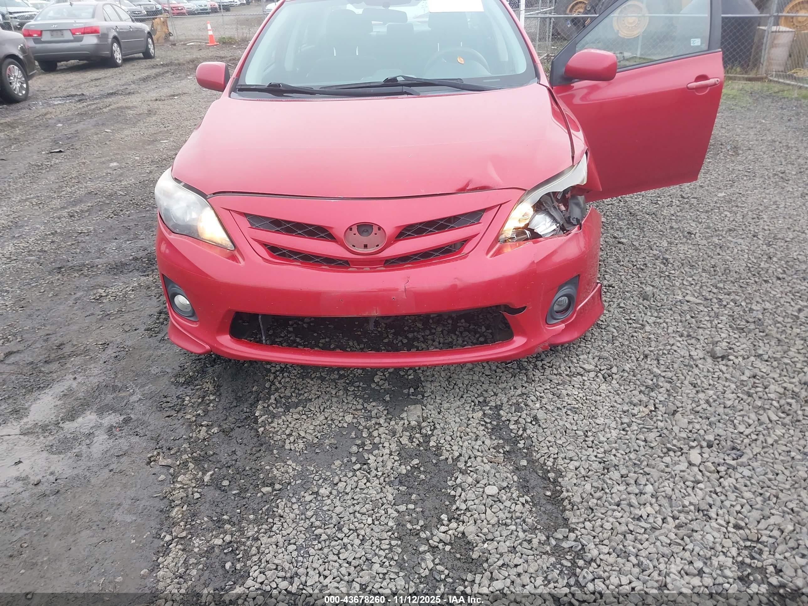 TOYOTA COROLLA image 6