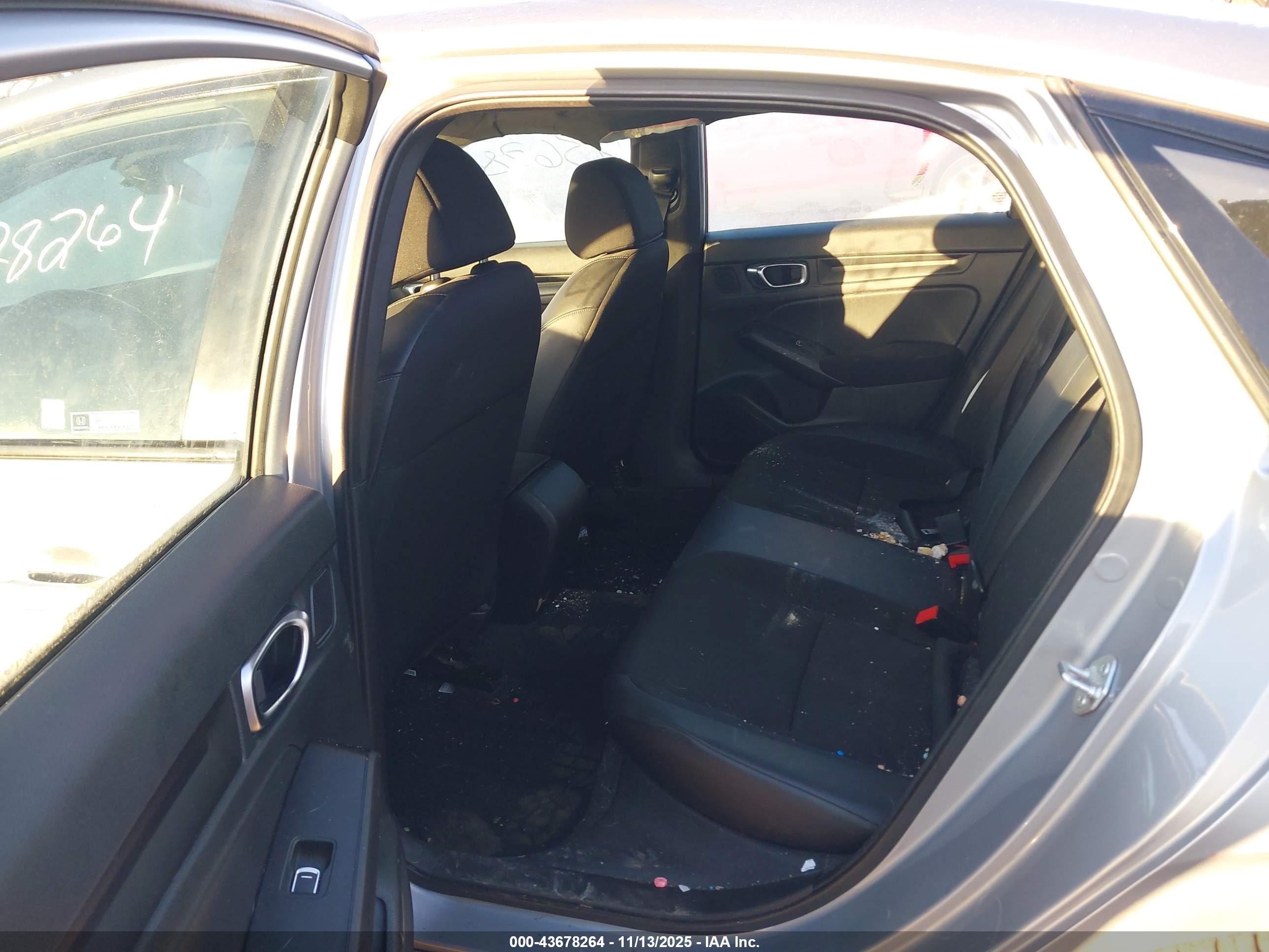 HONDA CIVIC image 8