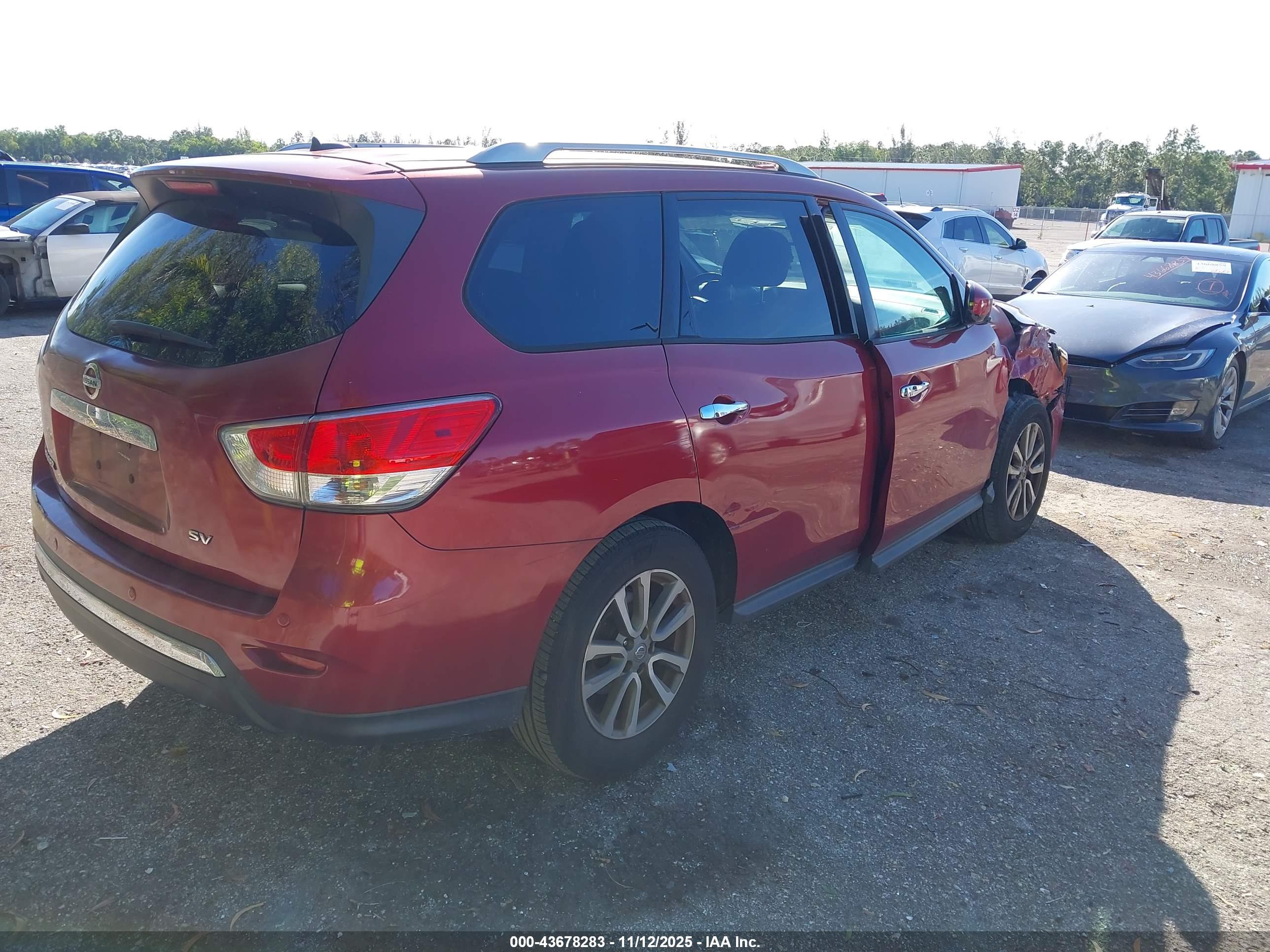 NISSAN PATHFINDER image 4