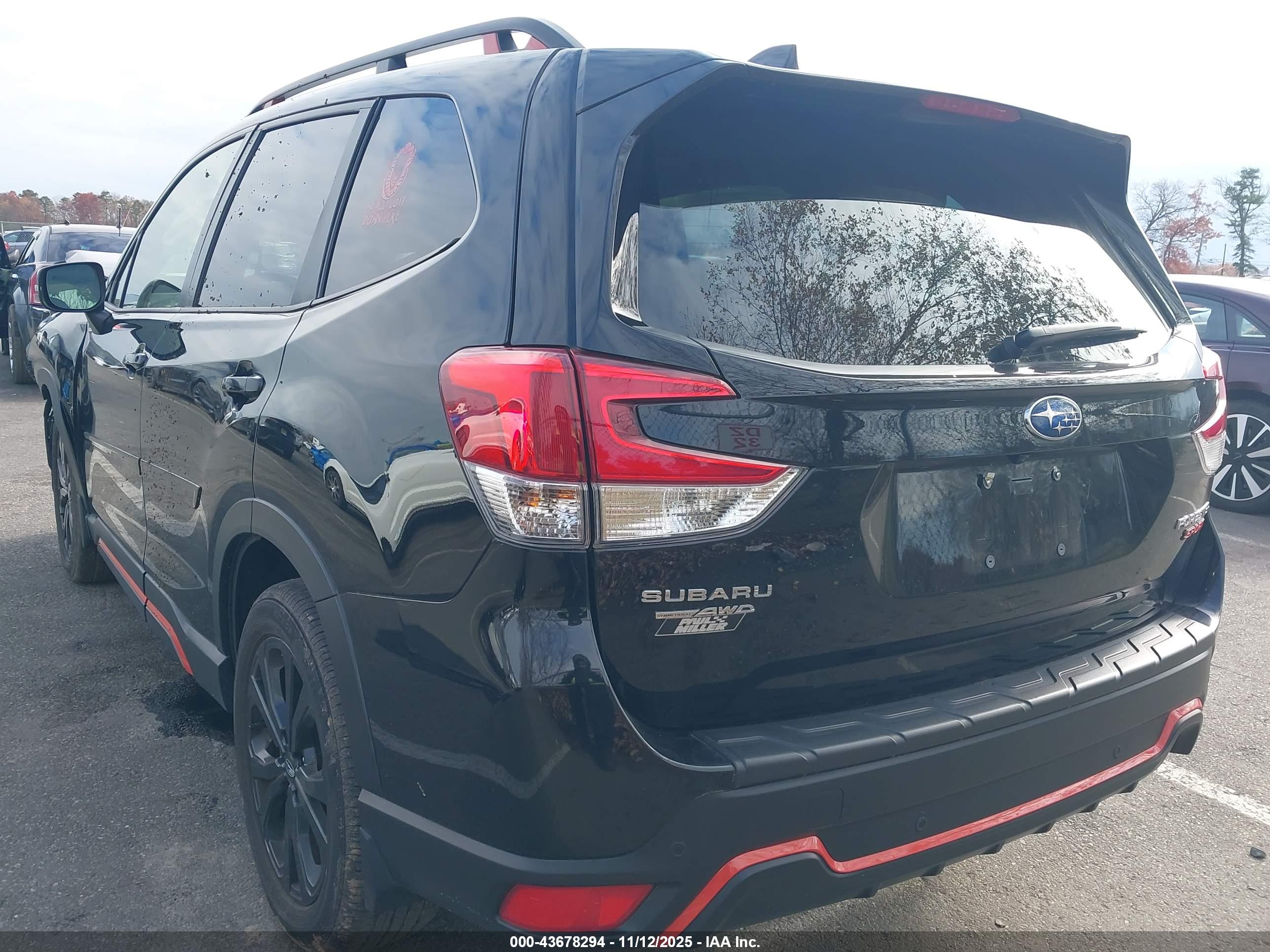 SUBARU FORESTER image 3
