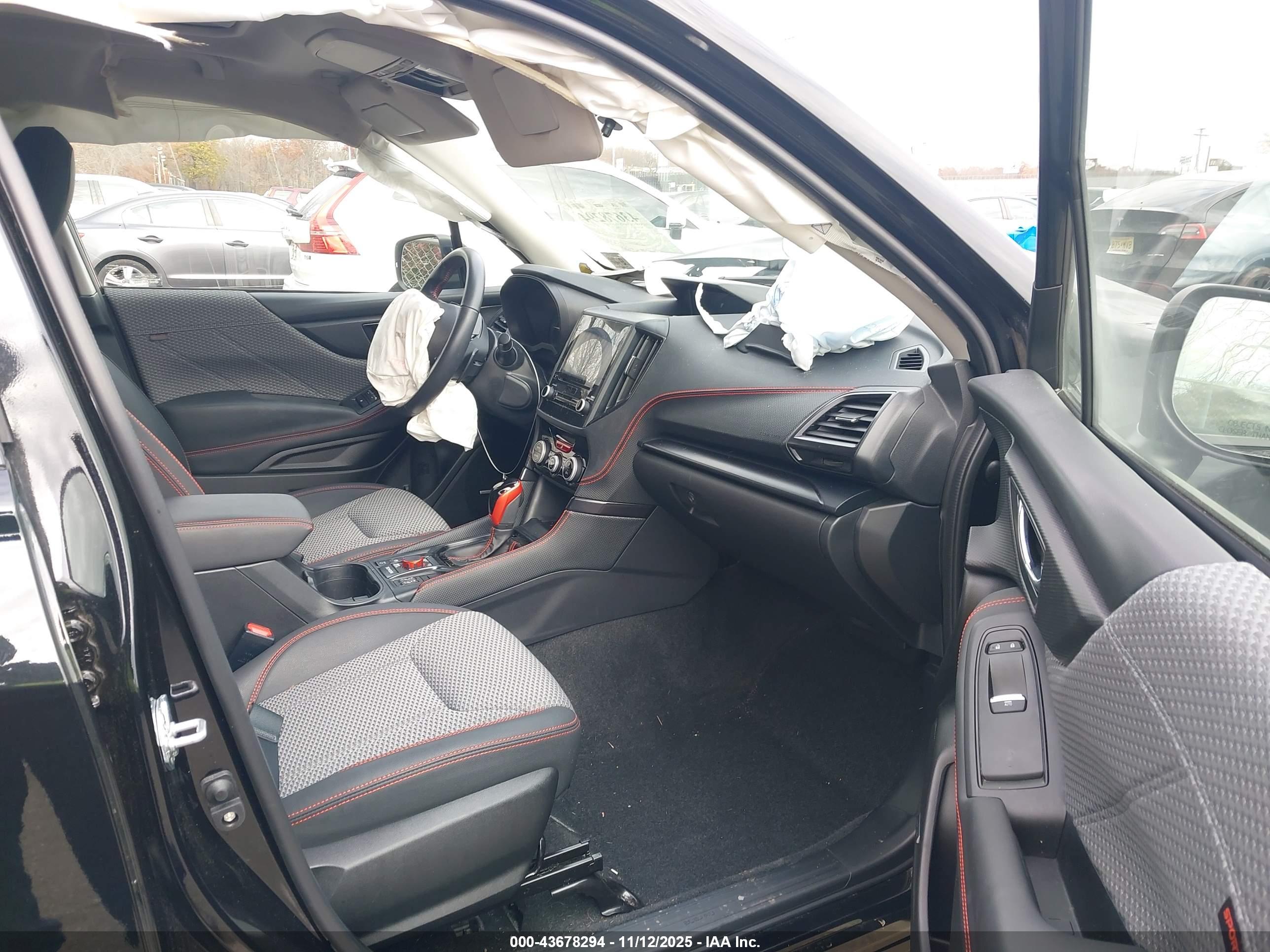 SUBARU FORESTER image 5