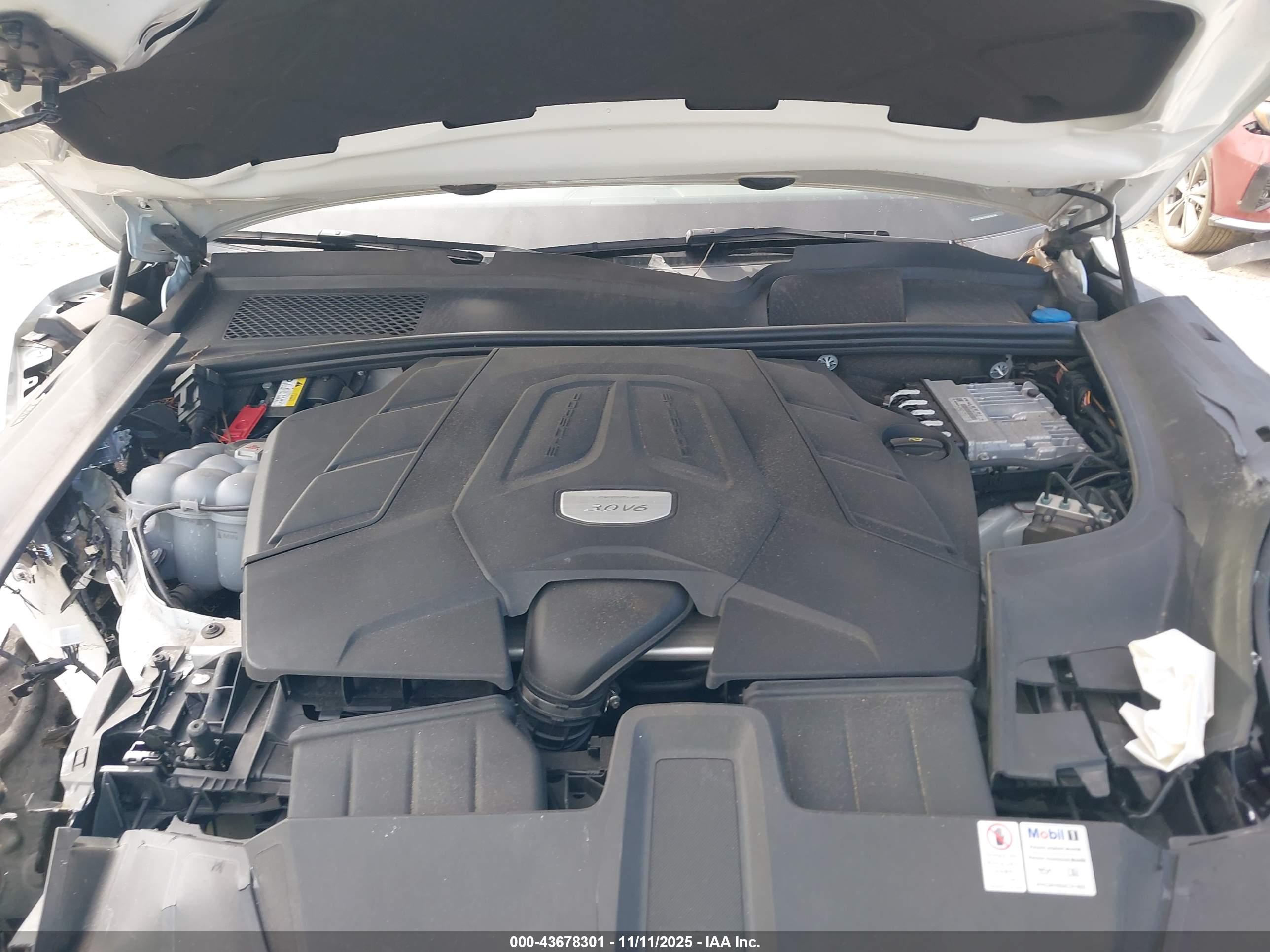 PORSCHE CAYENNE image 10