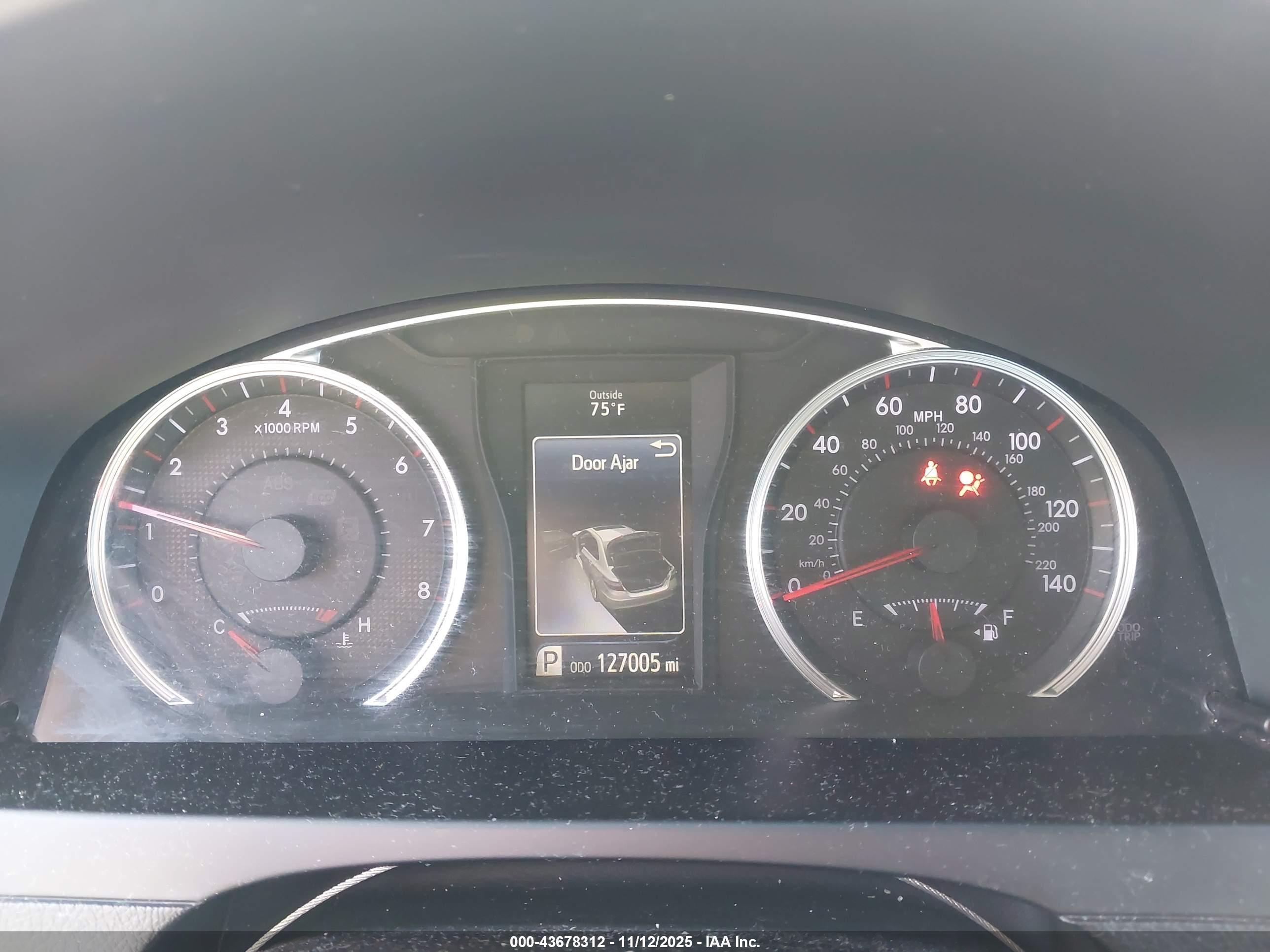 TOYOTA CAMRY image 7