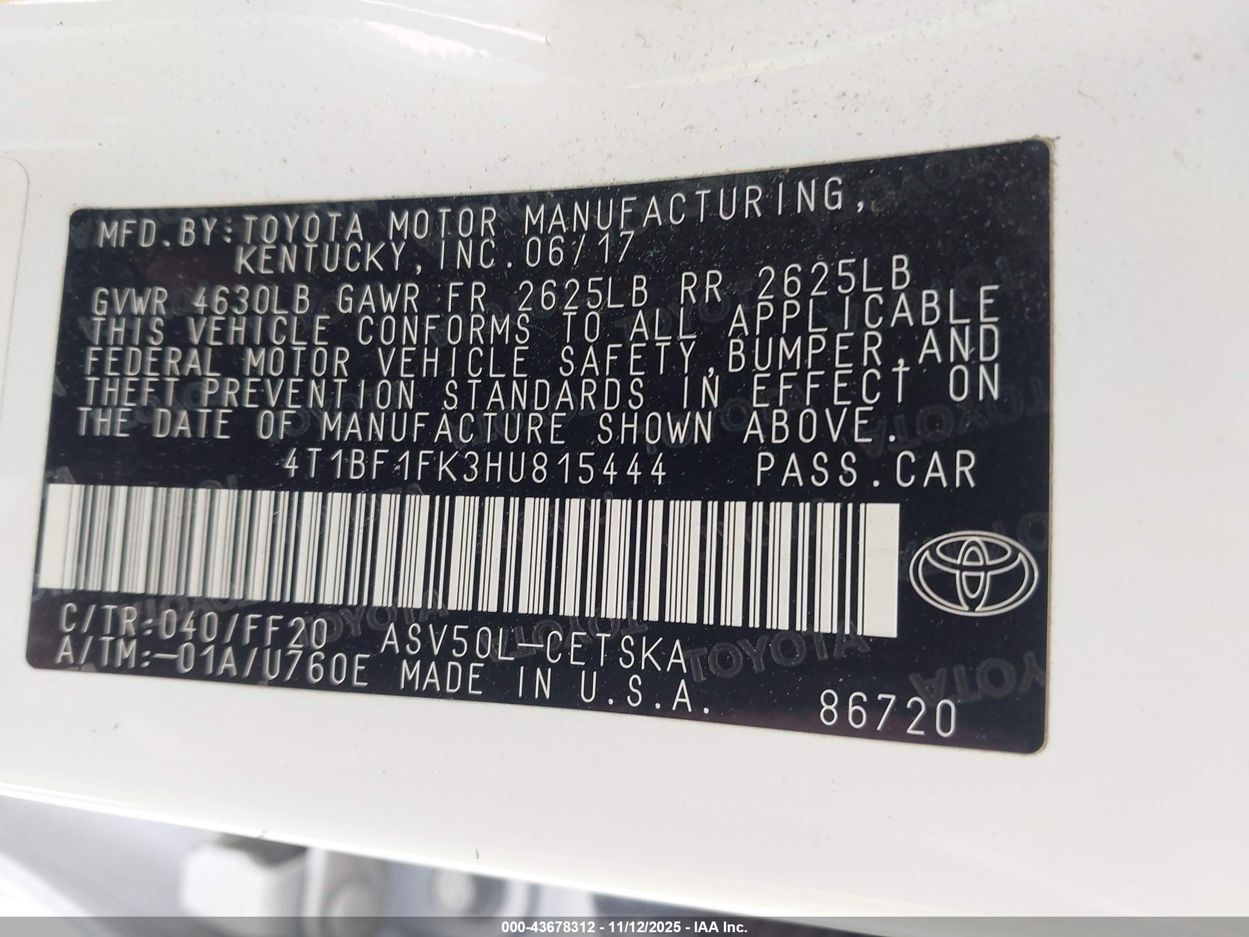 TOYOTA CAMRY image 9