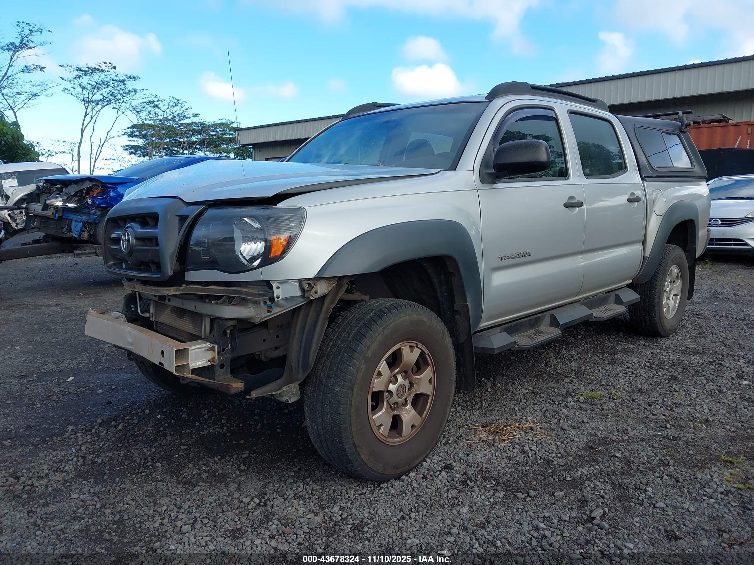 TOYOTA TACOMA image 2
