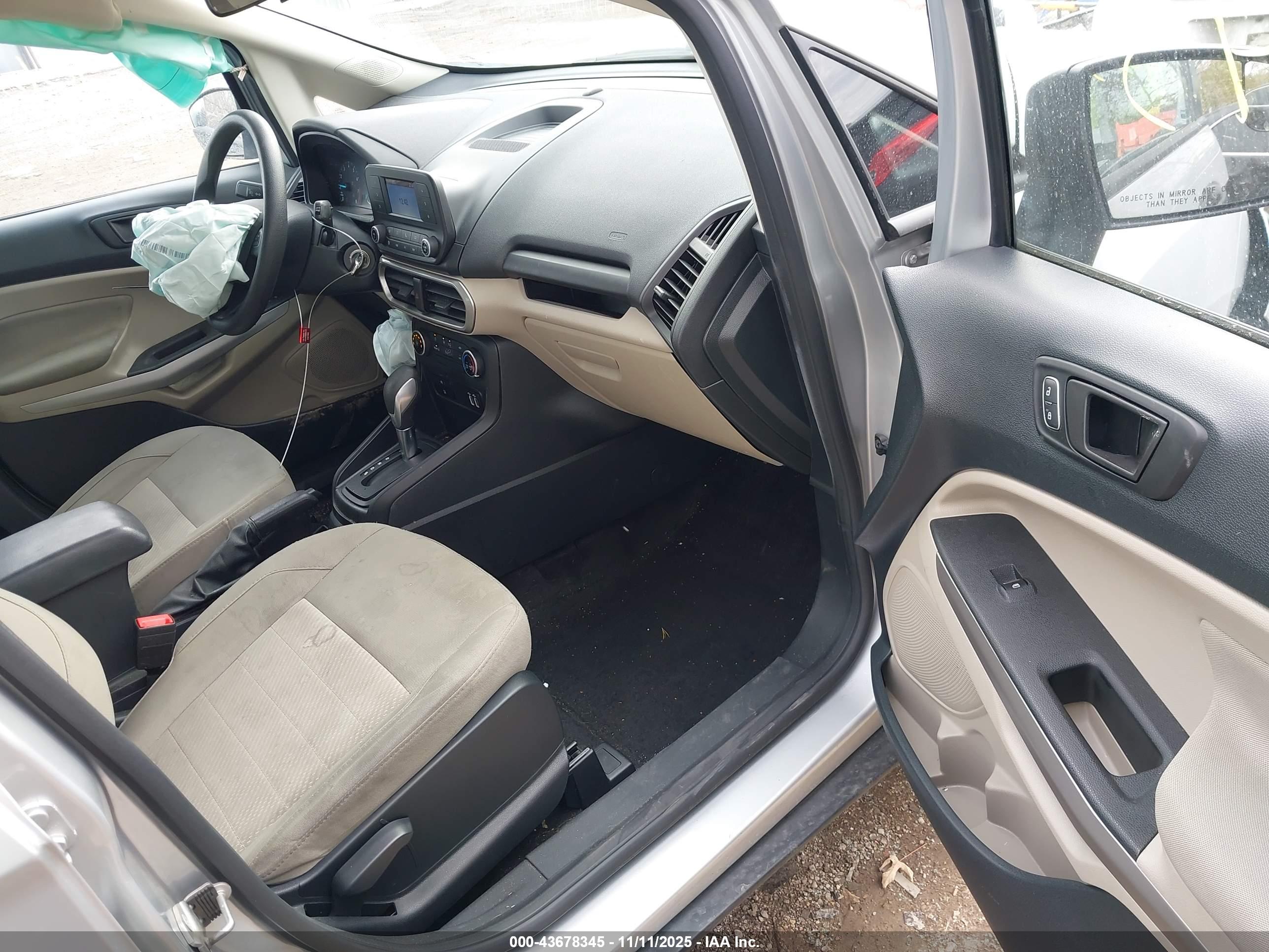 FORD ECOSPORT image 5