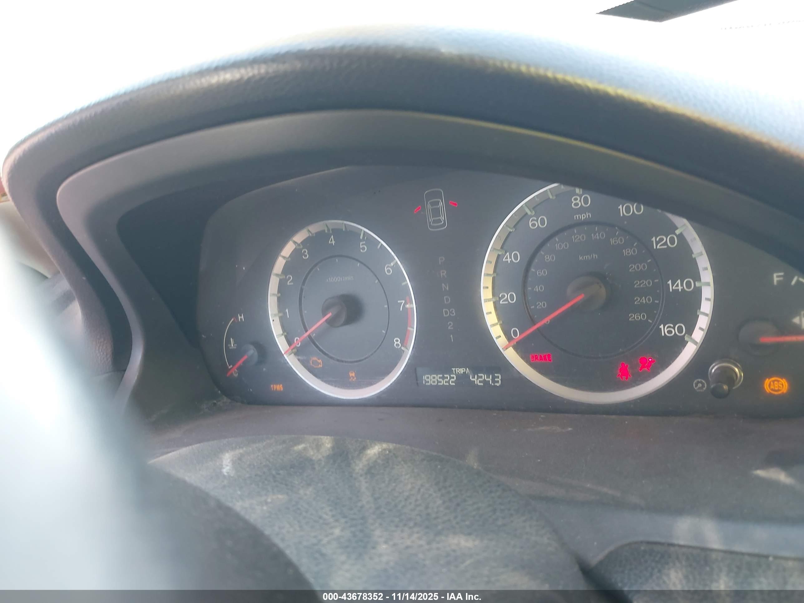 HONDA ACCORD image 7
