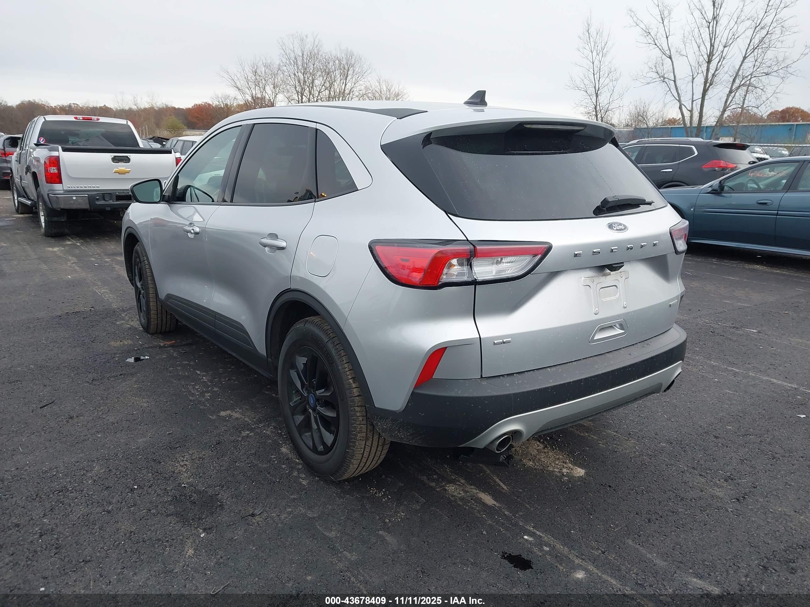 FORD ESCAPE image 3