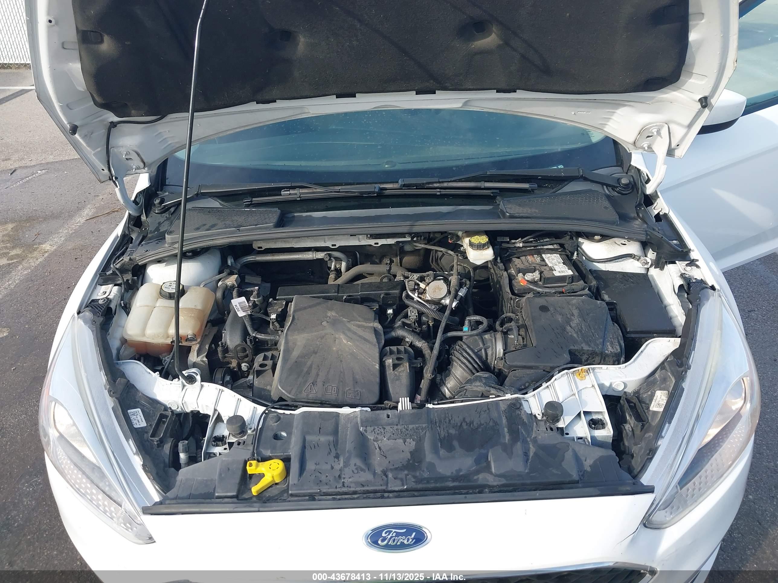FORD FOCUS image 10