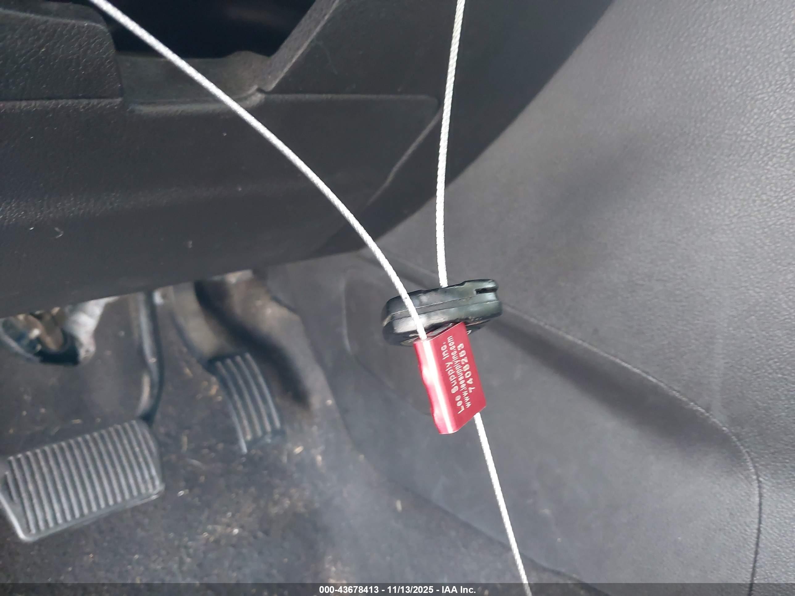 FORD FOCUS image 11