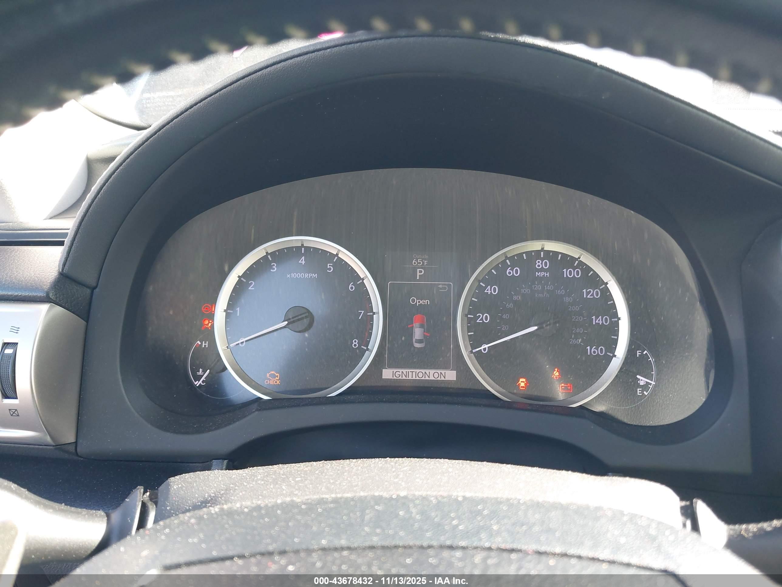 LEXUS IS image 7