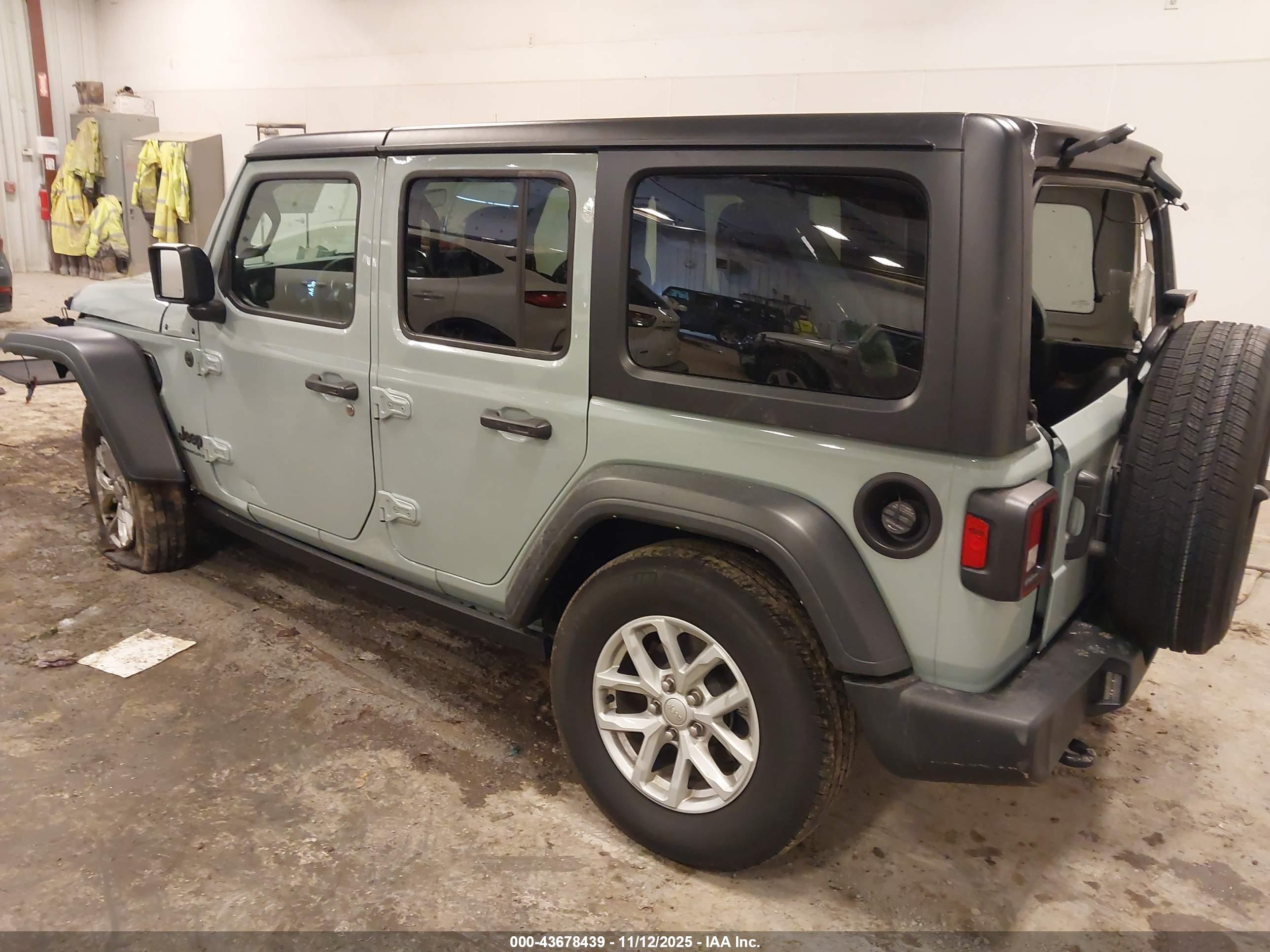JEEP WRANGLER image 3