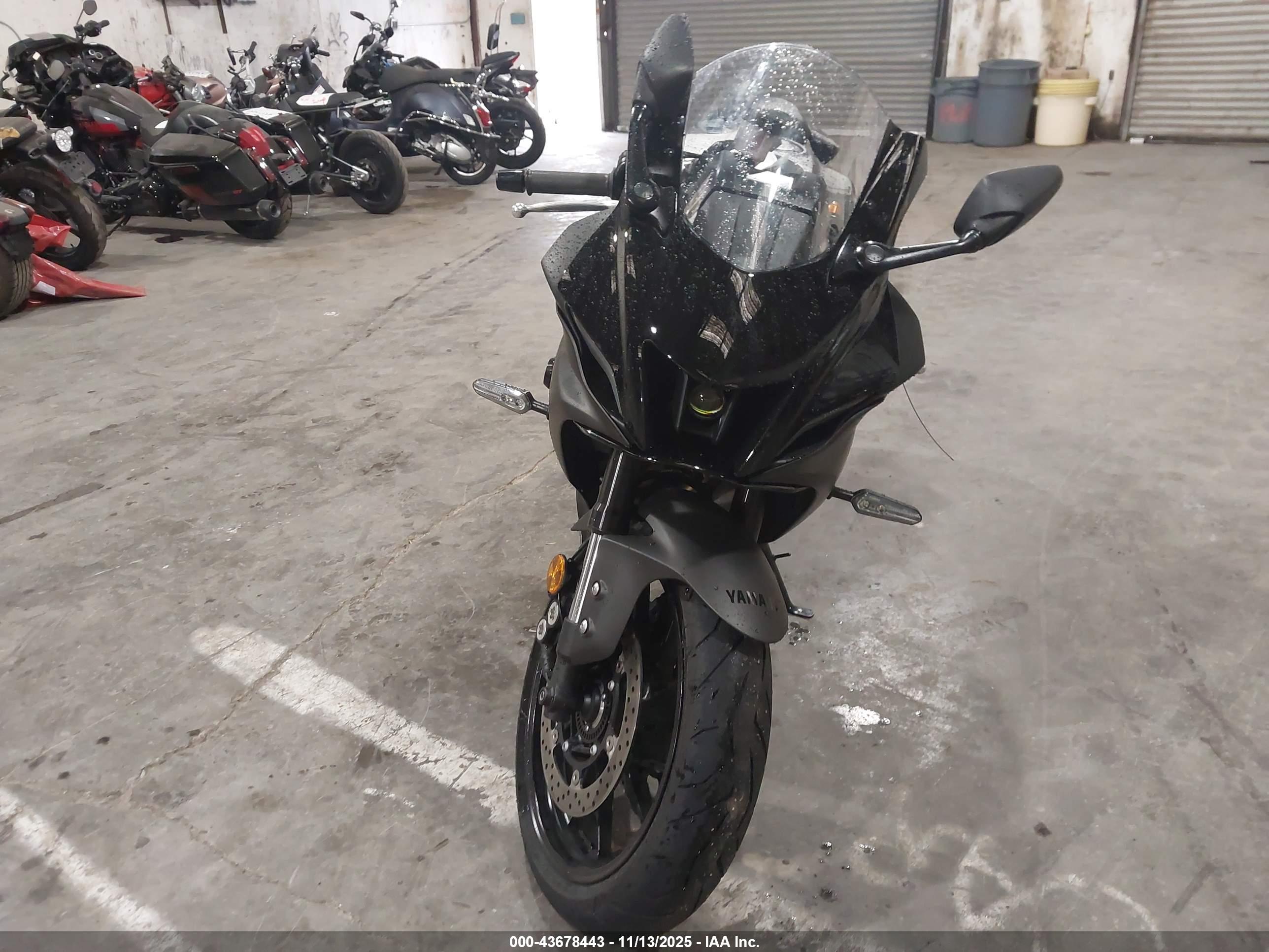 YAMAHA YZFR7 image 5