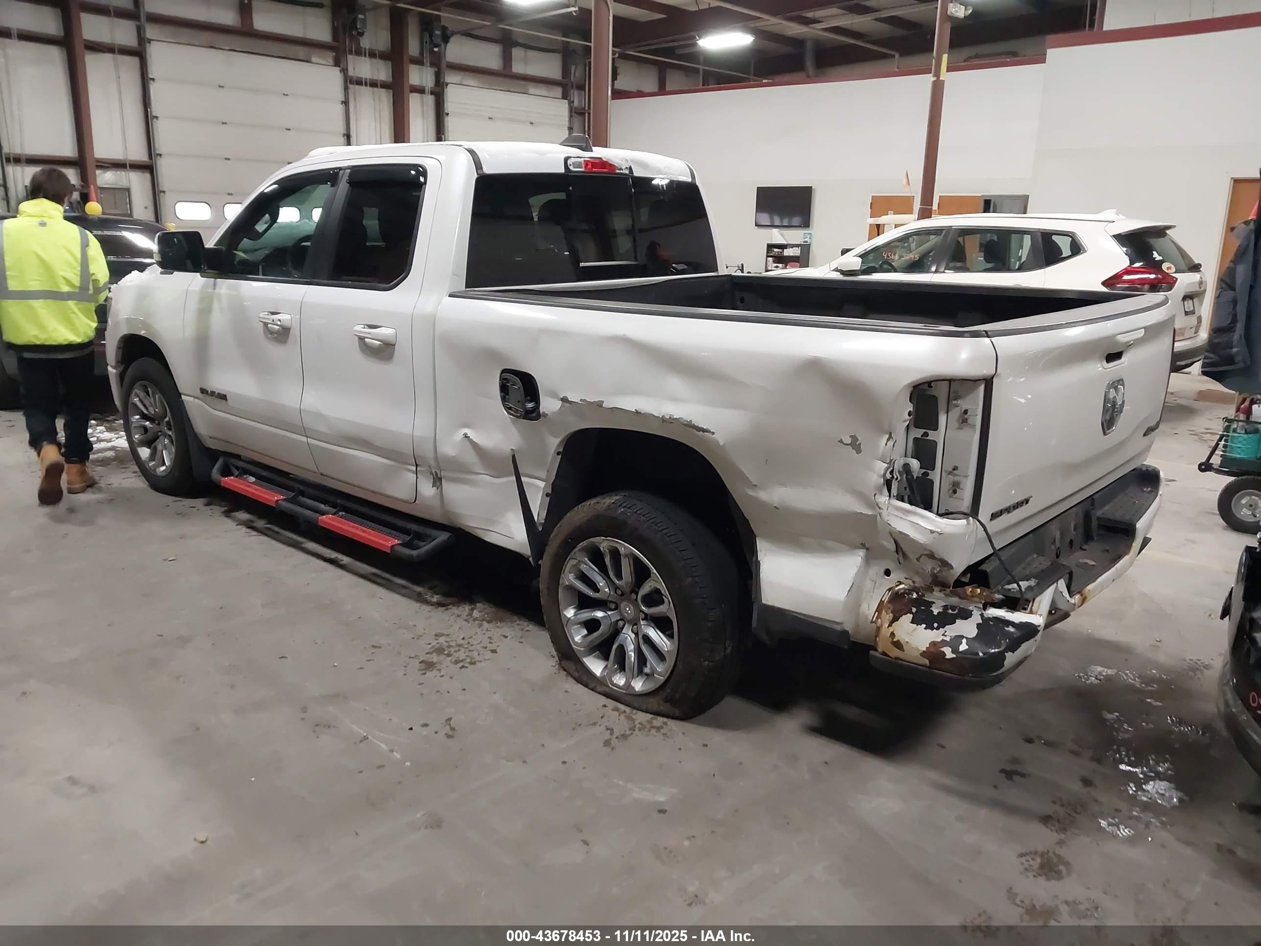 RAM 1500 image 3