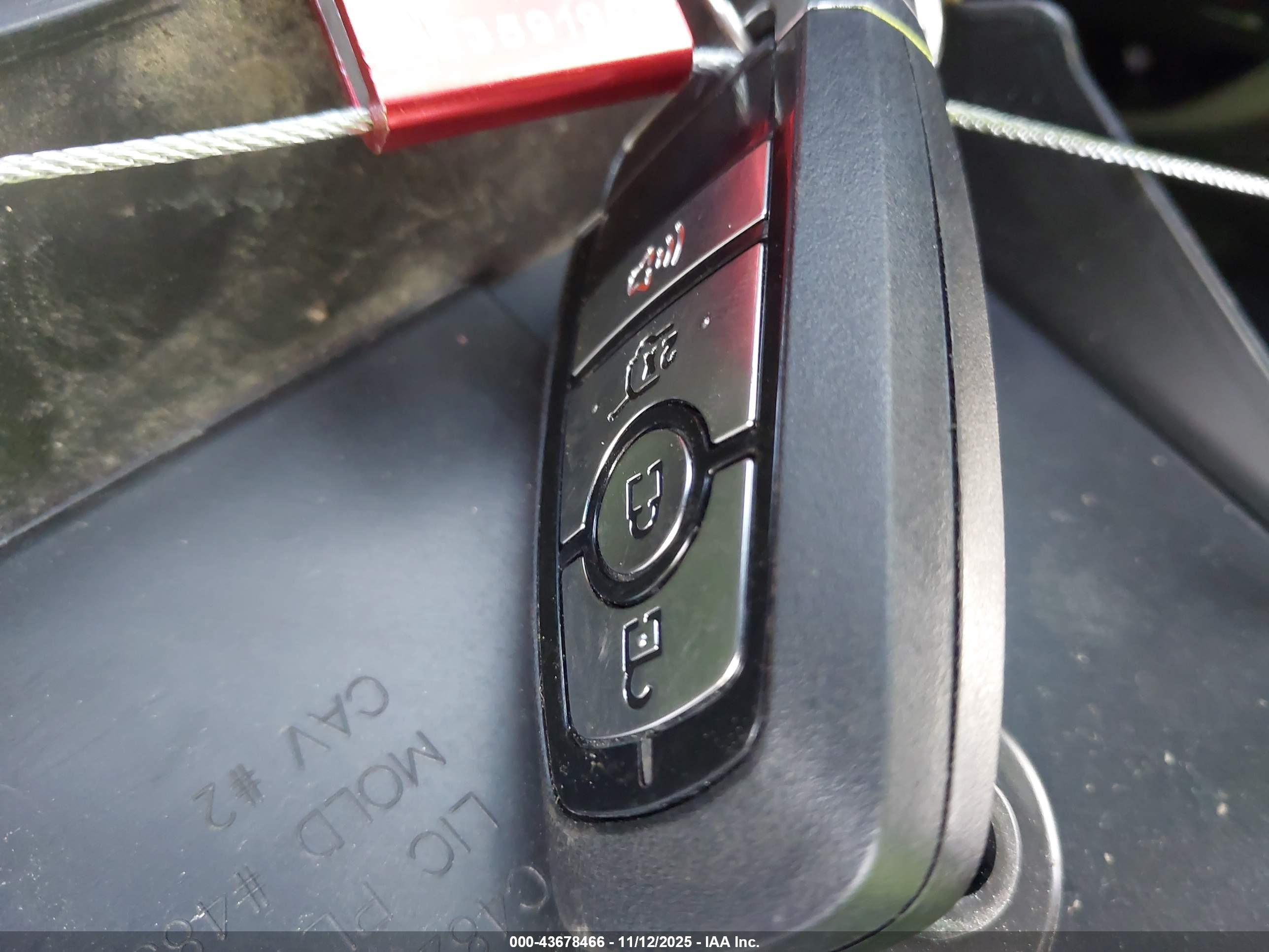 FORD ESCAPE image 11