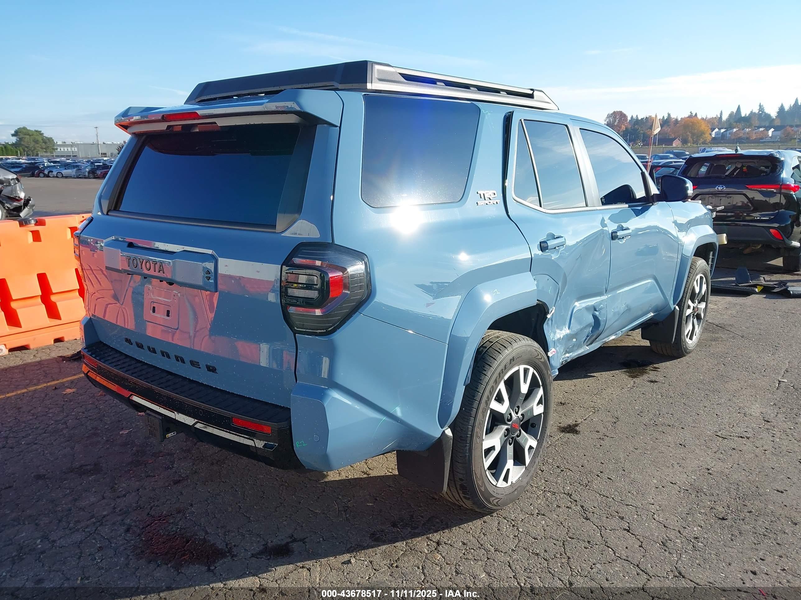 TOYOTA 4RUNNER image 4