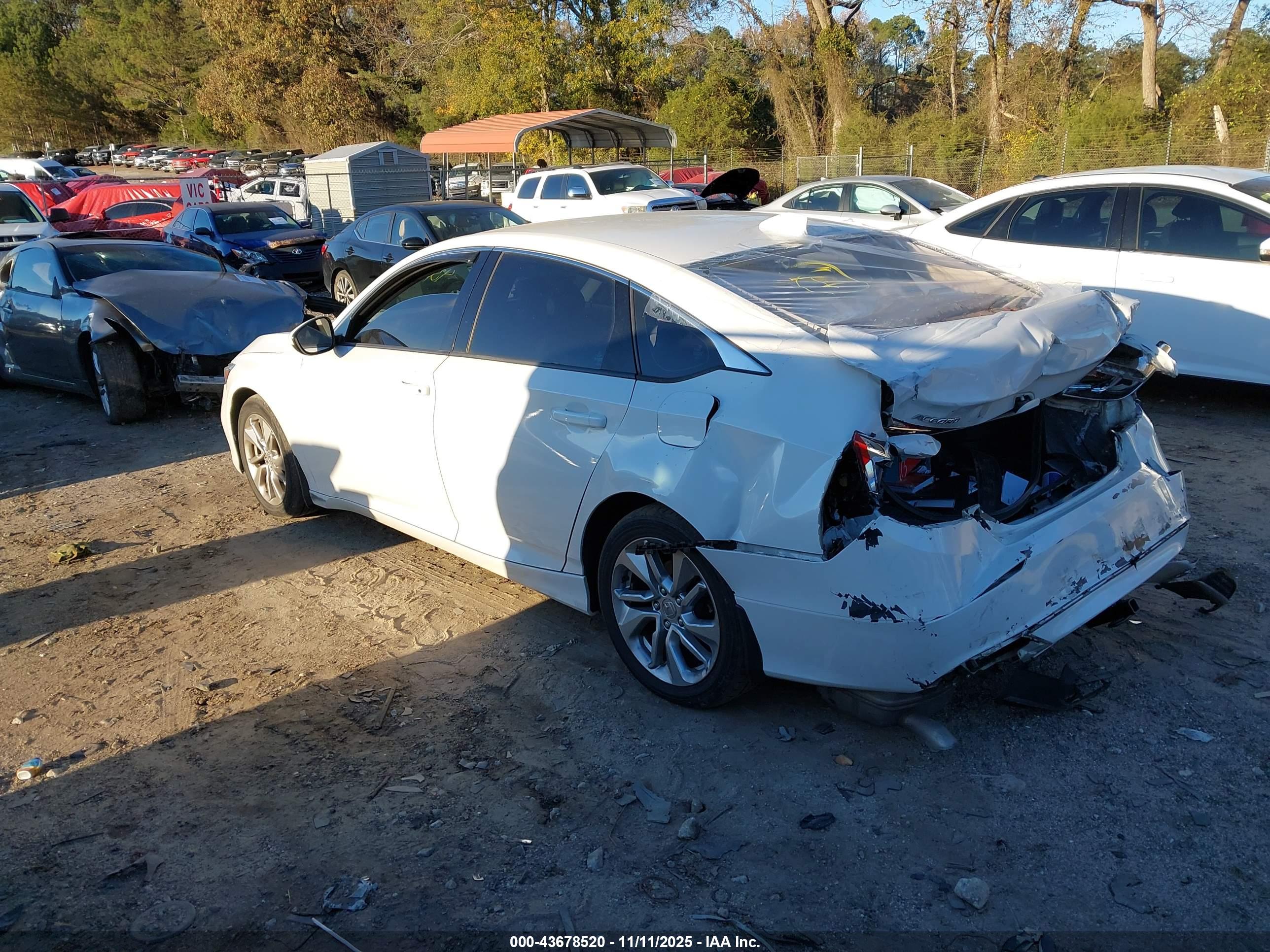 HONDA ACCORD image 3