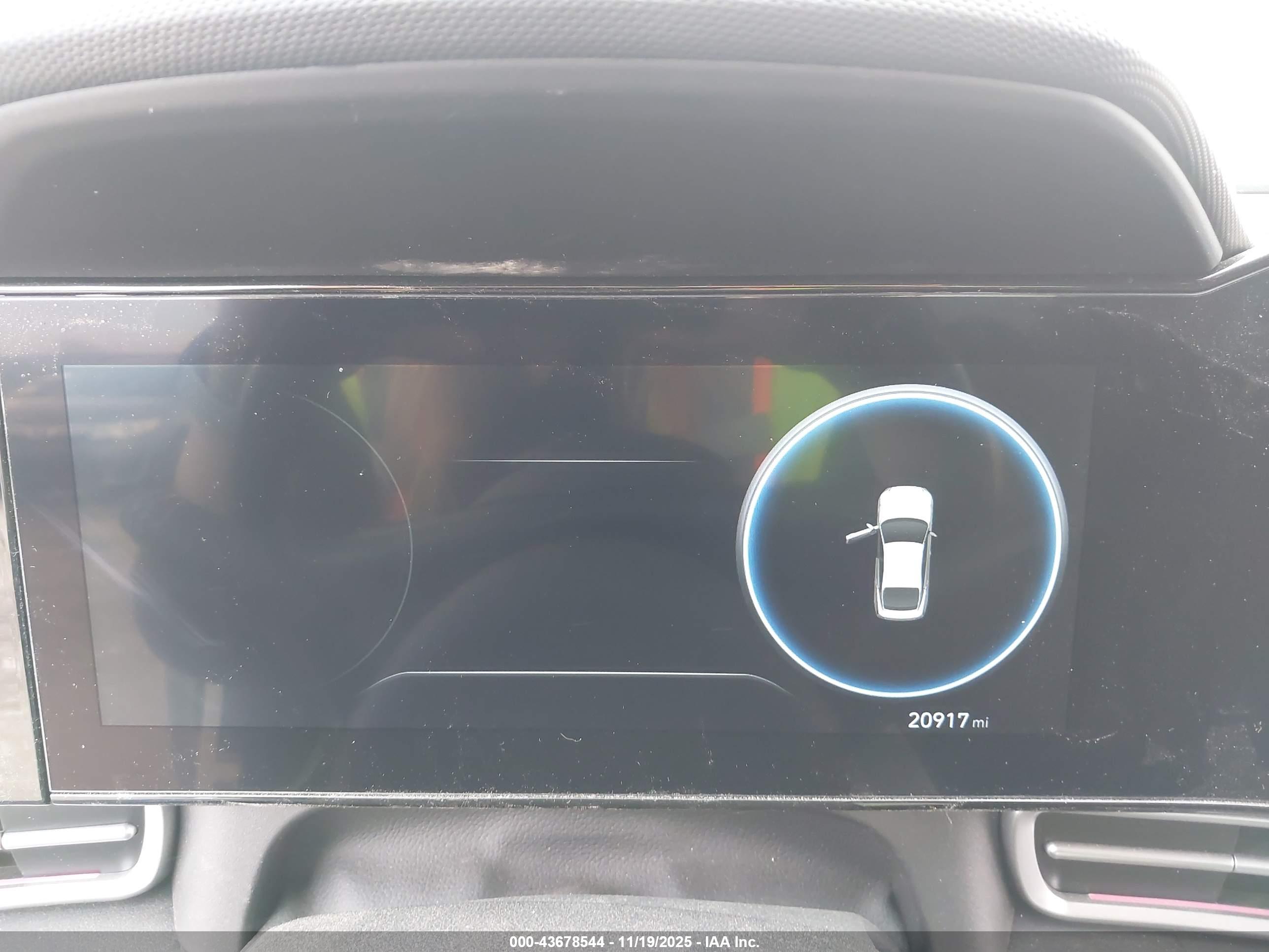 HYUNDAI ELANTRA image 7