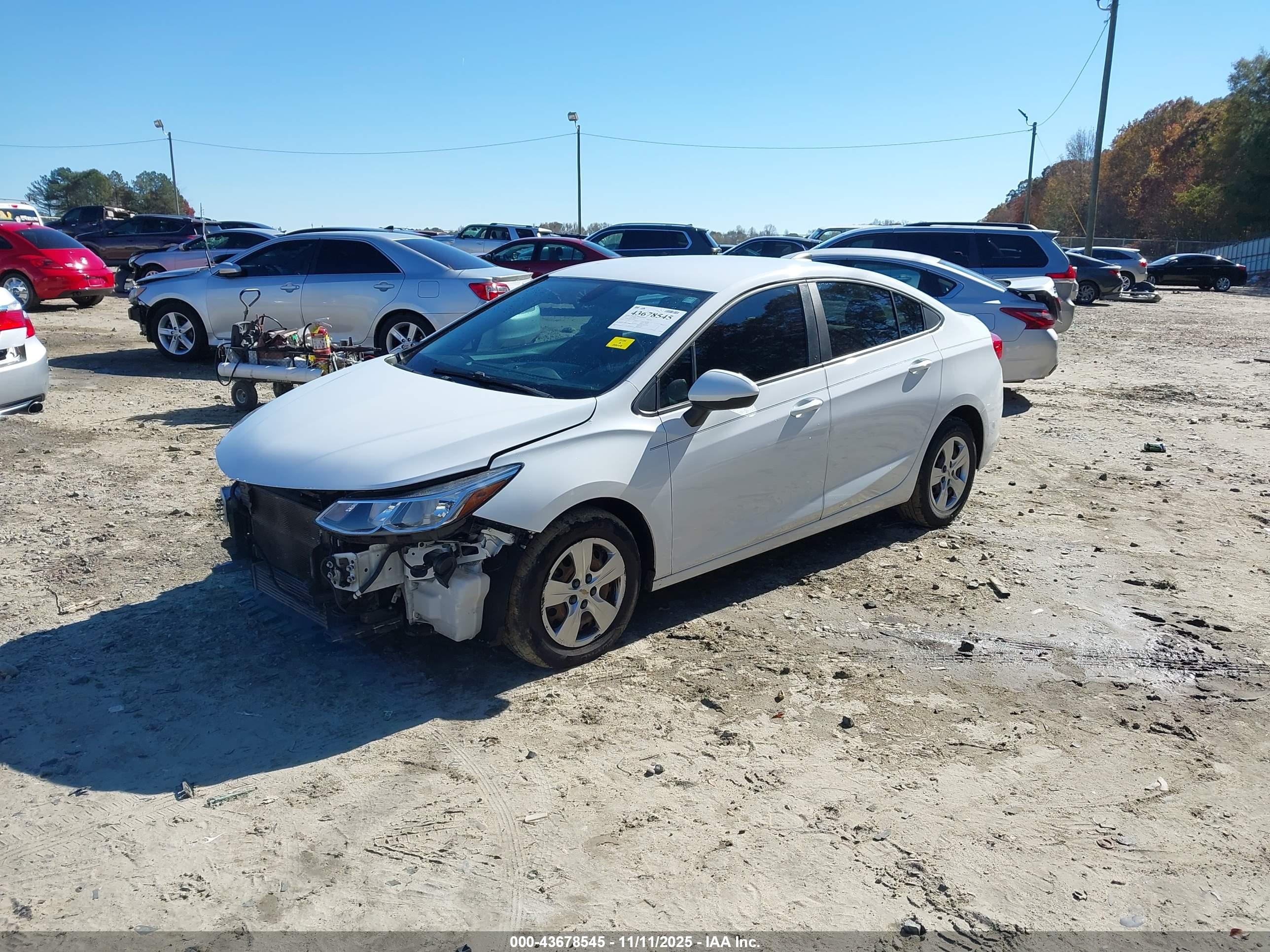 CHEVROLET CRUZE image 2