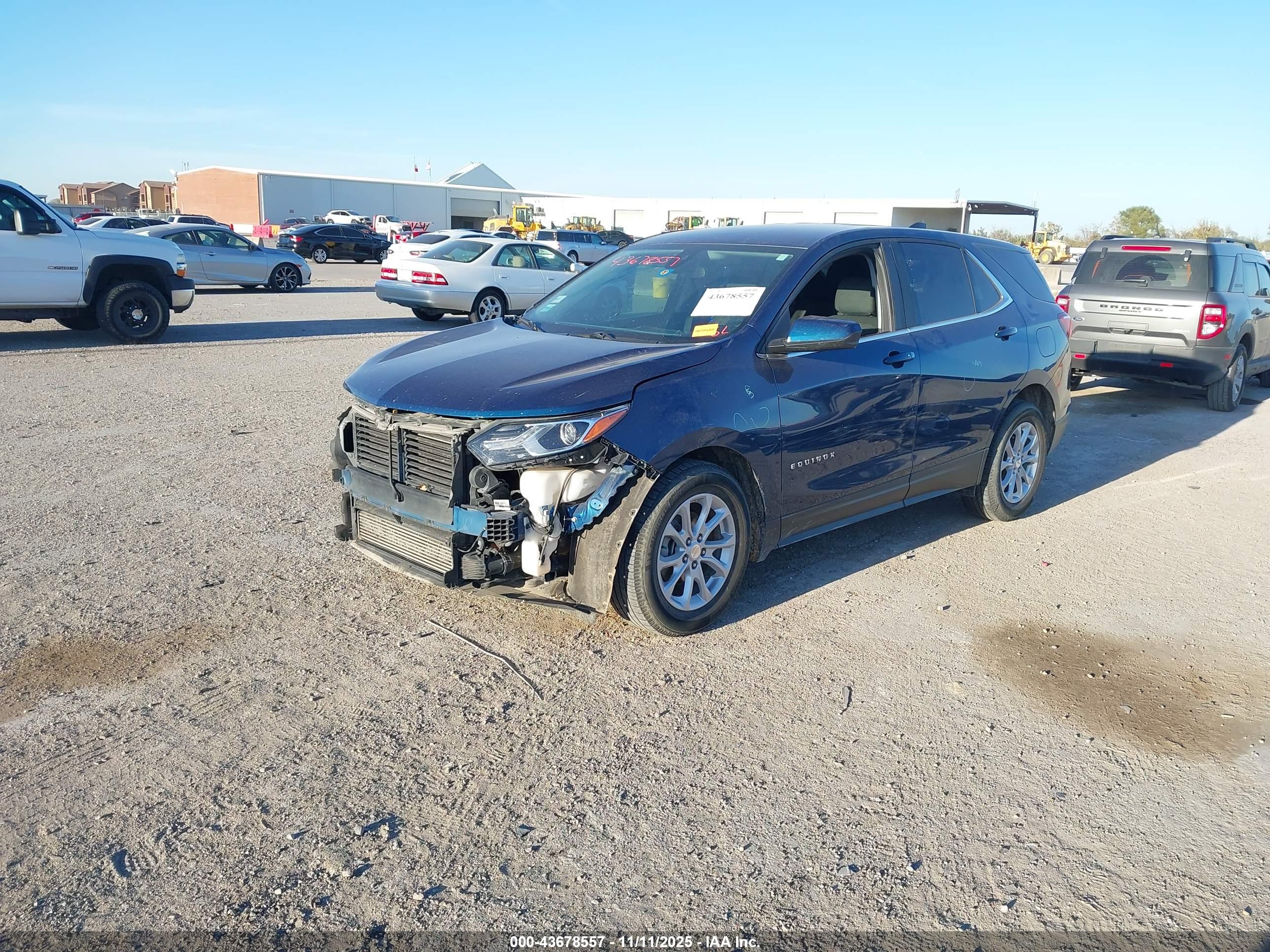 CHEVROLET EQUINOX image 2