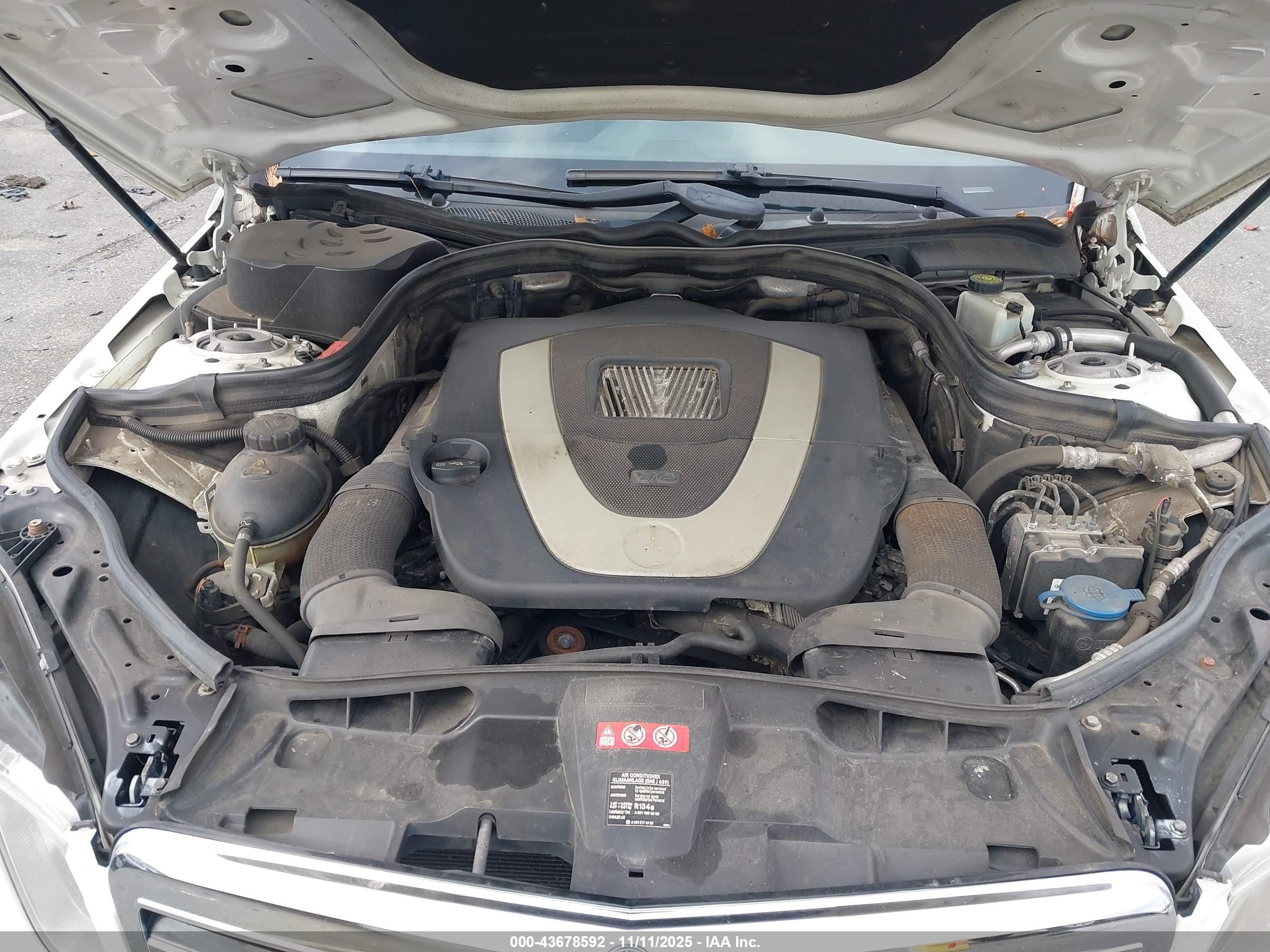 MERCEDES-BENZ E image 10
