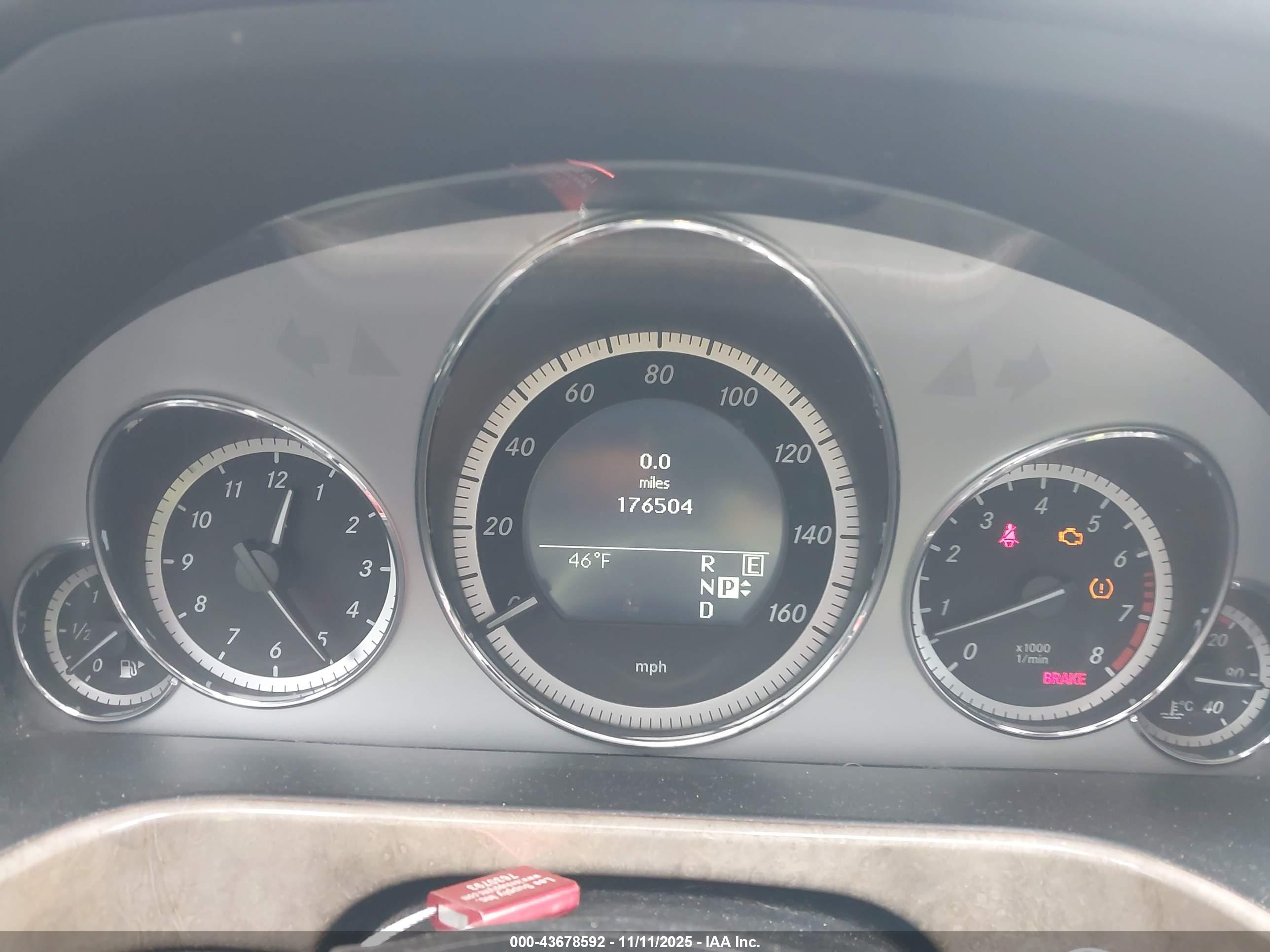 MERCEDES-BENZ E image 7