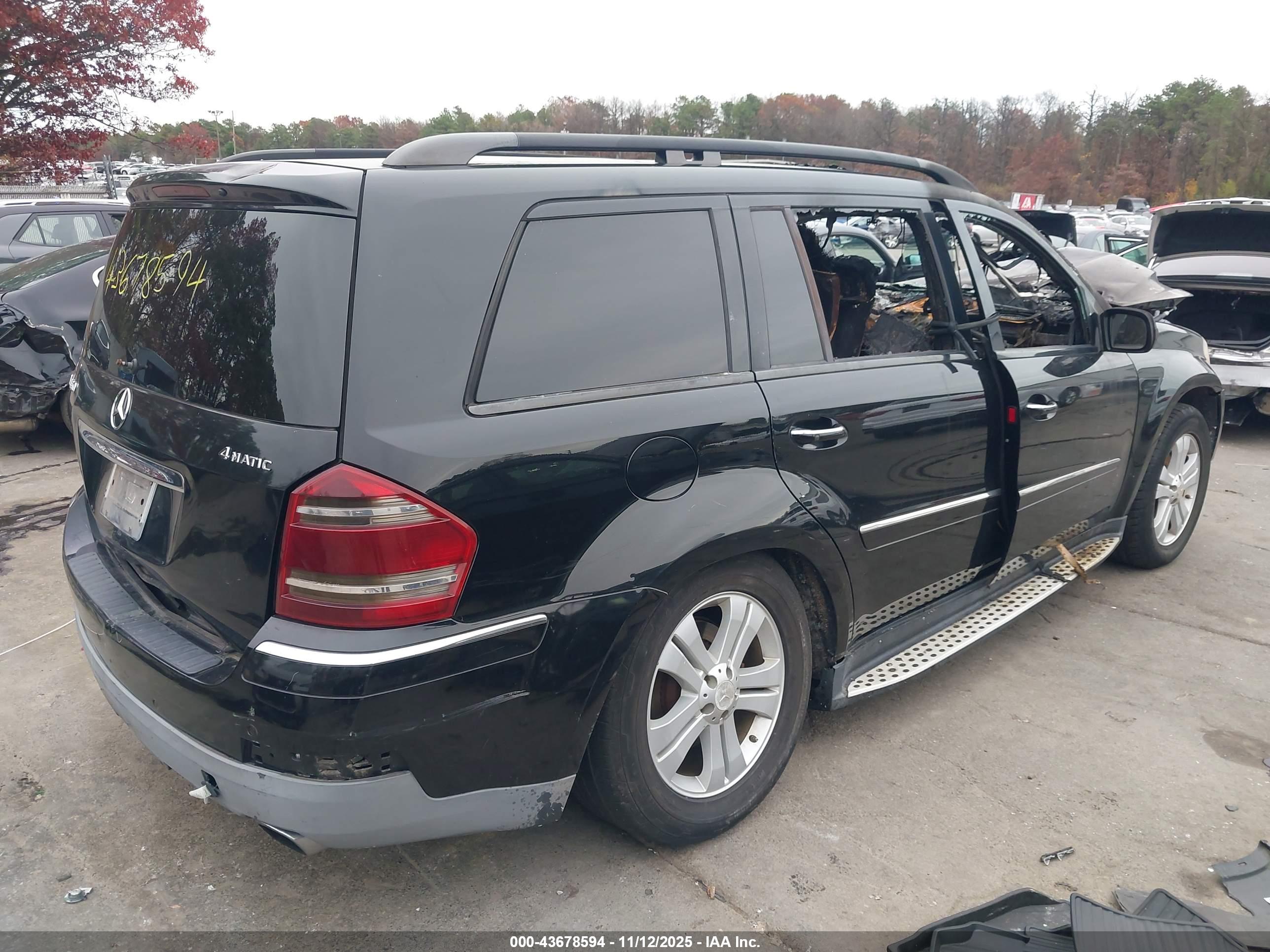 MERCEDES-BENZ GL image 4
