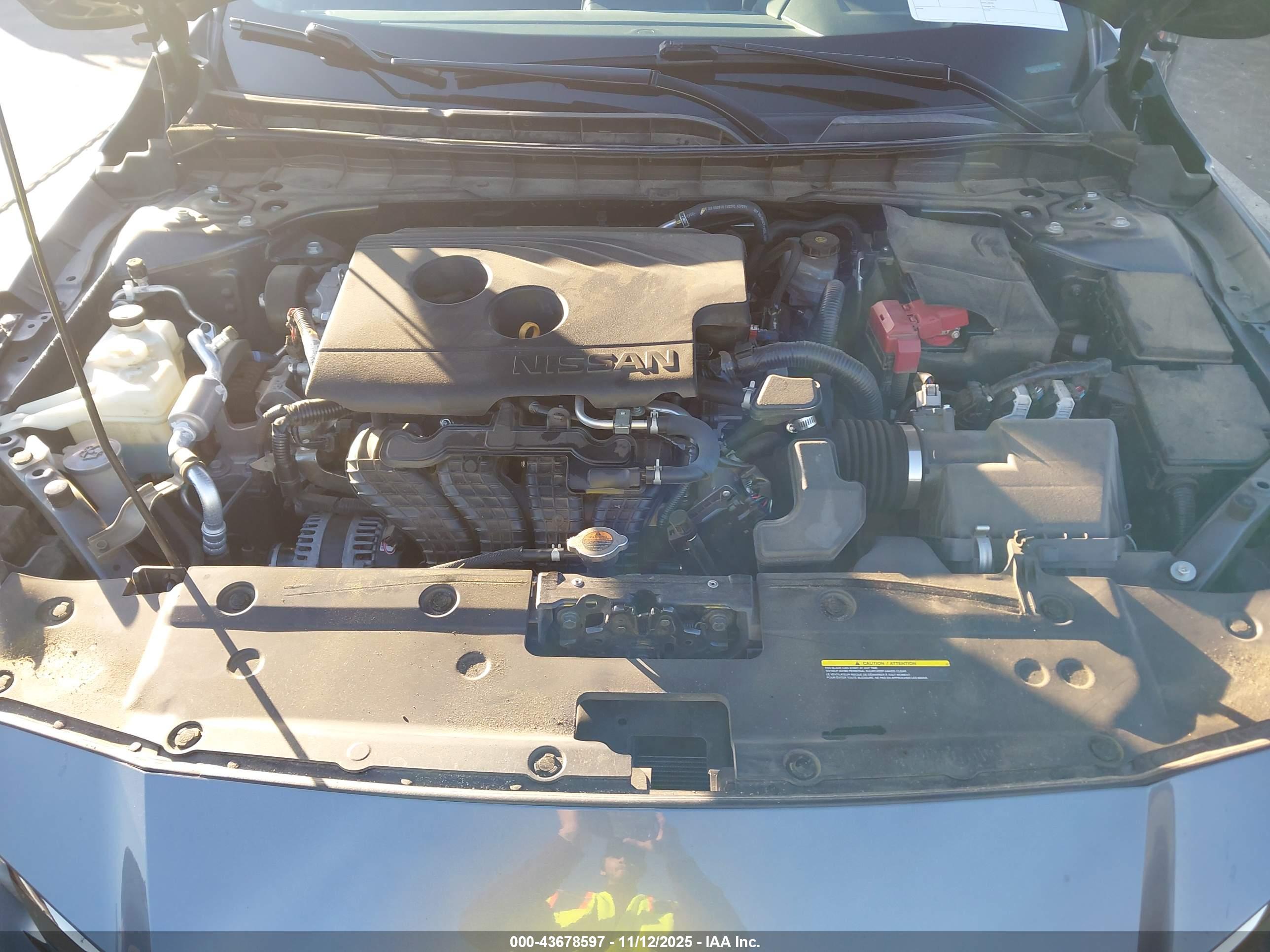 NISSAN ALTIMA image 10