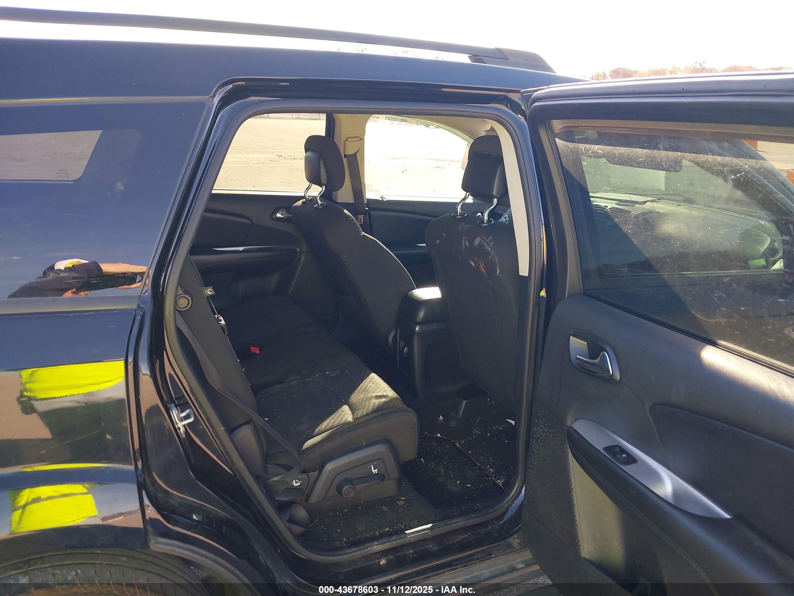 DODGE JOURNEY image 8