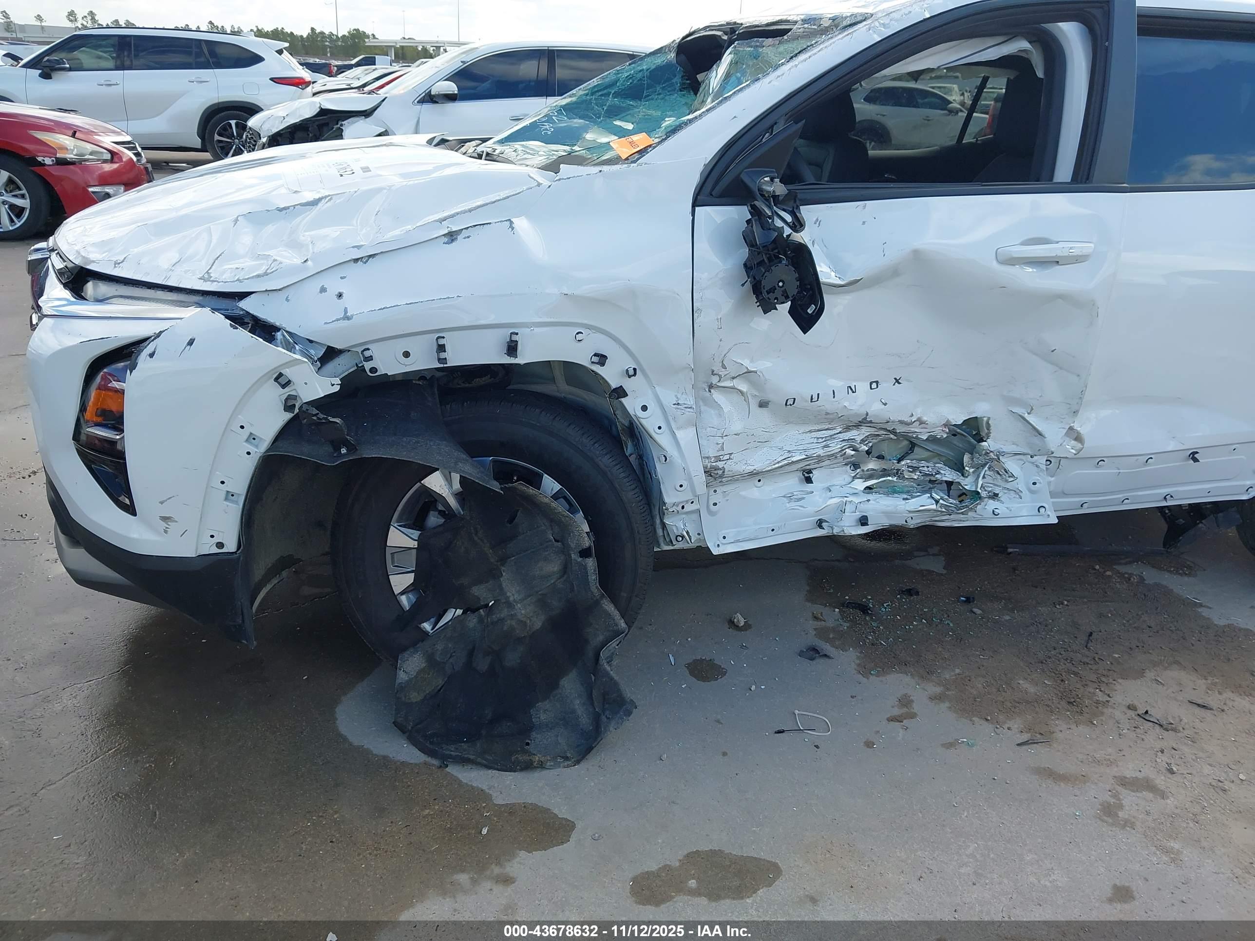 CHEVROLET EQUINOX image 6