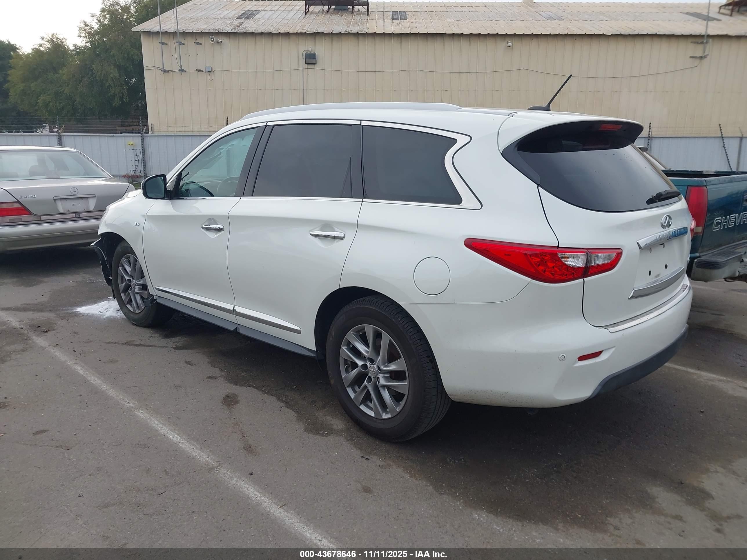 INFINITI QX60 image 3