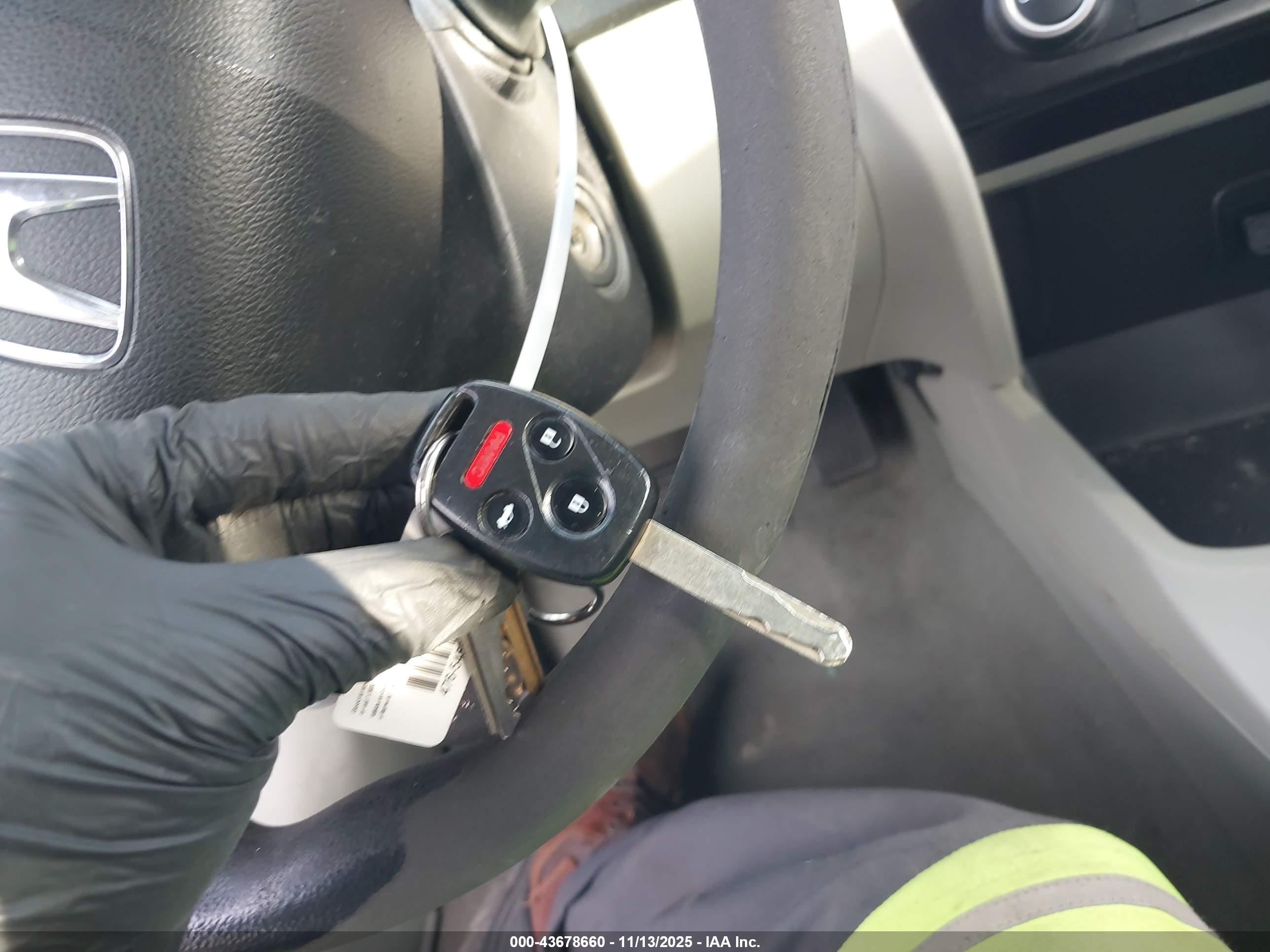 HONDA CIVIC image 11