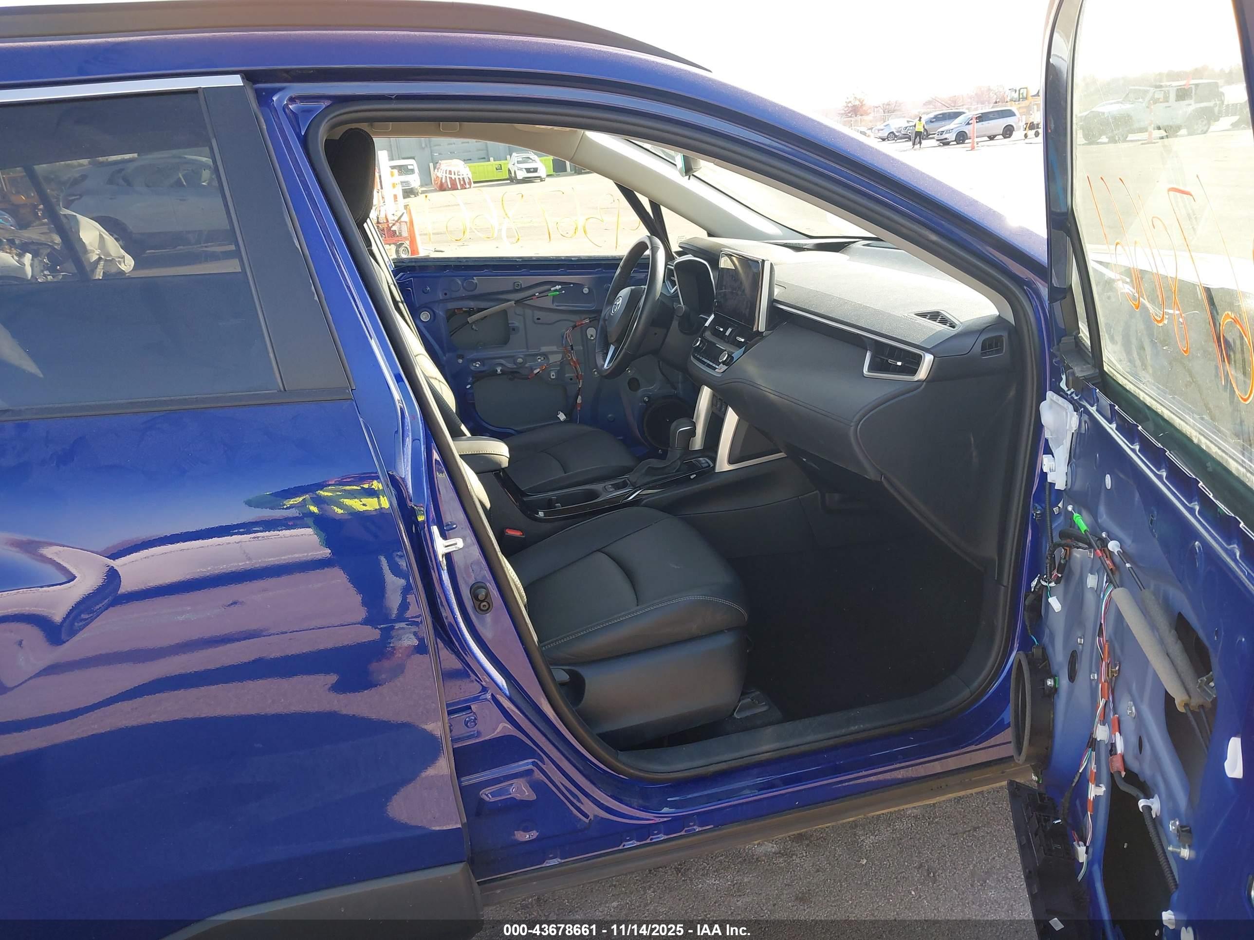 TOYOTA COROLLA image 5