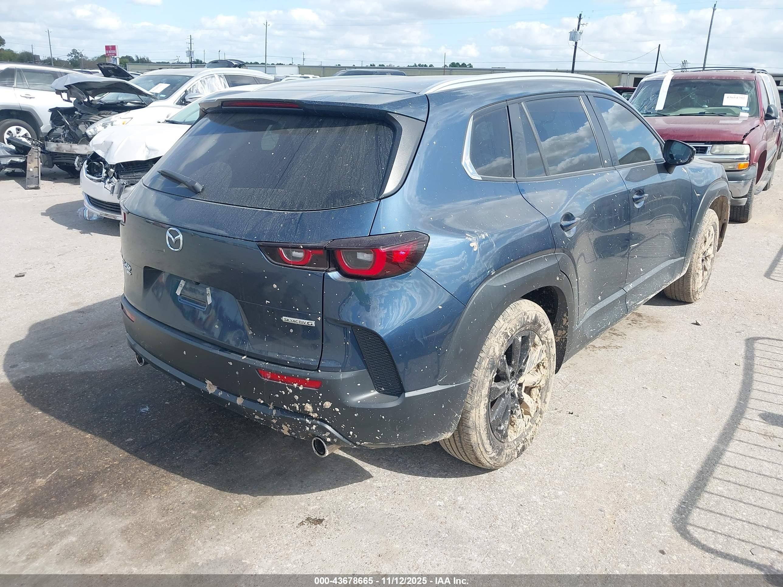 MAZDA CX-50 image 4