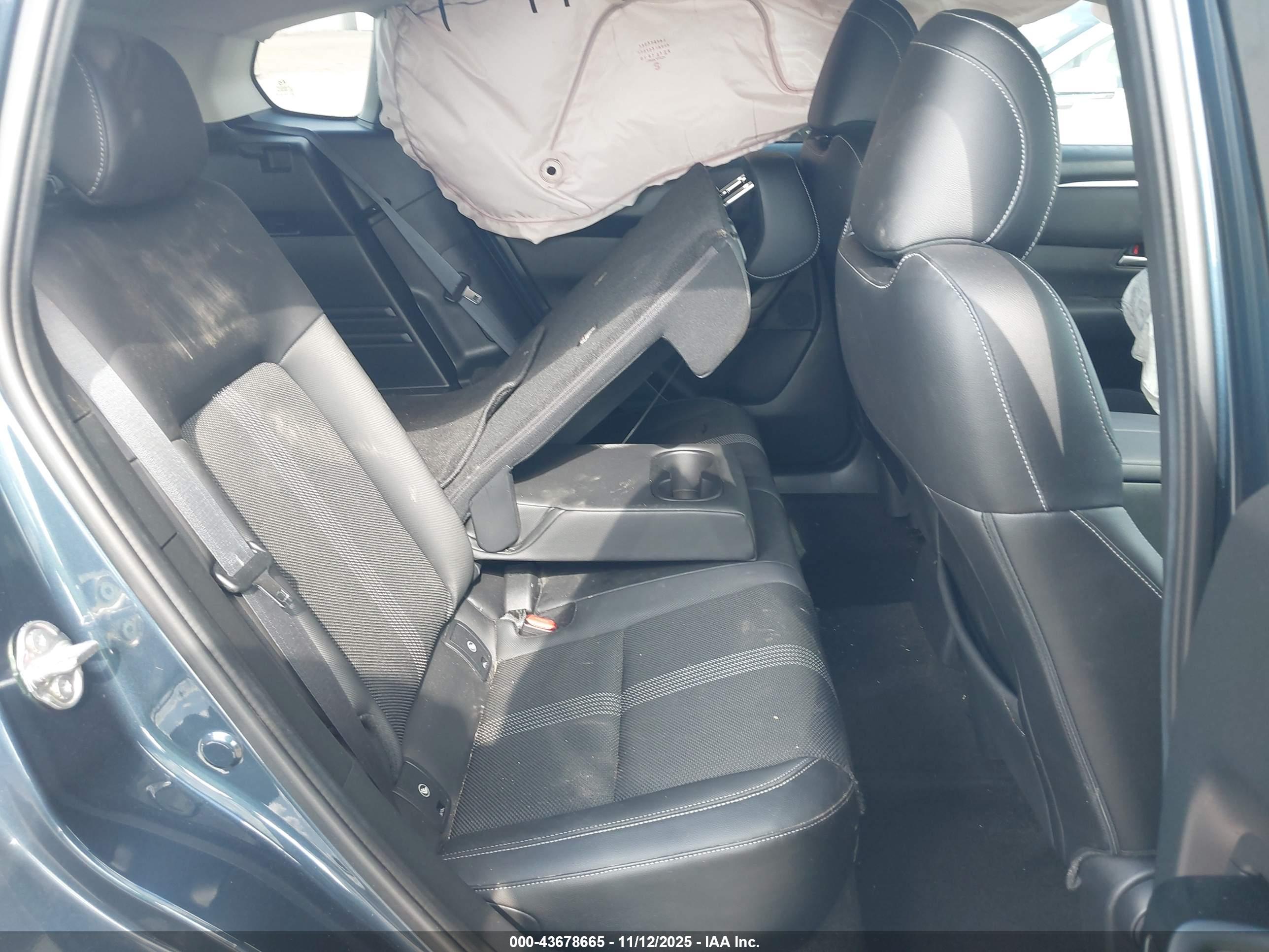 MAZDA CX-50 image 8