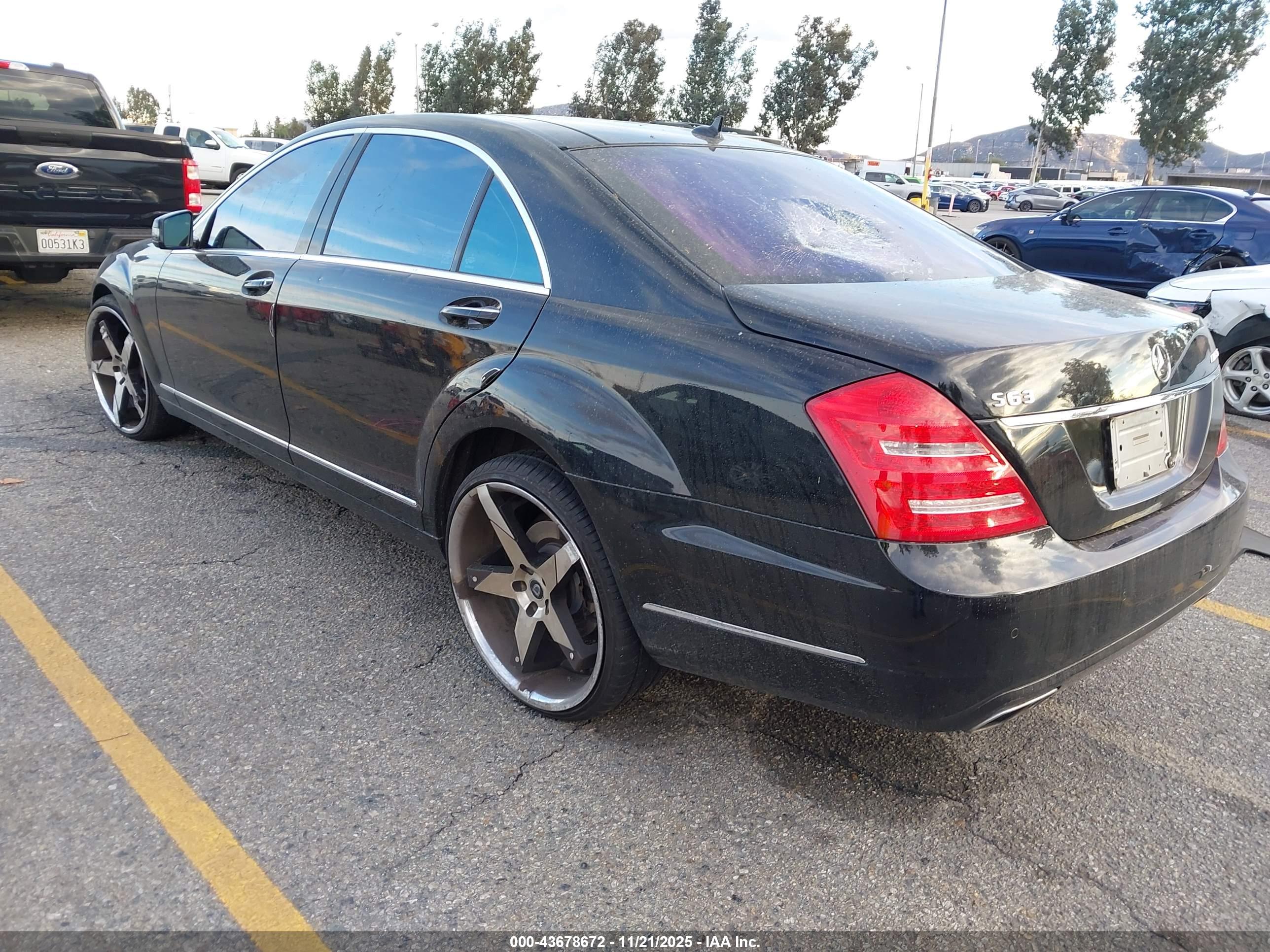 MERCEDES-BENZ S image 3