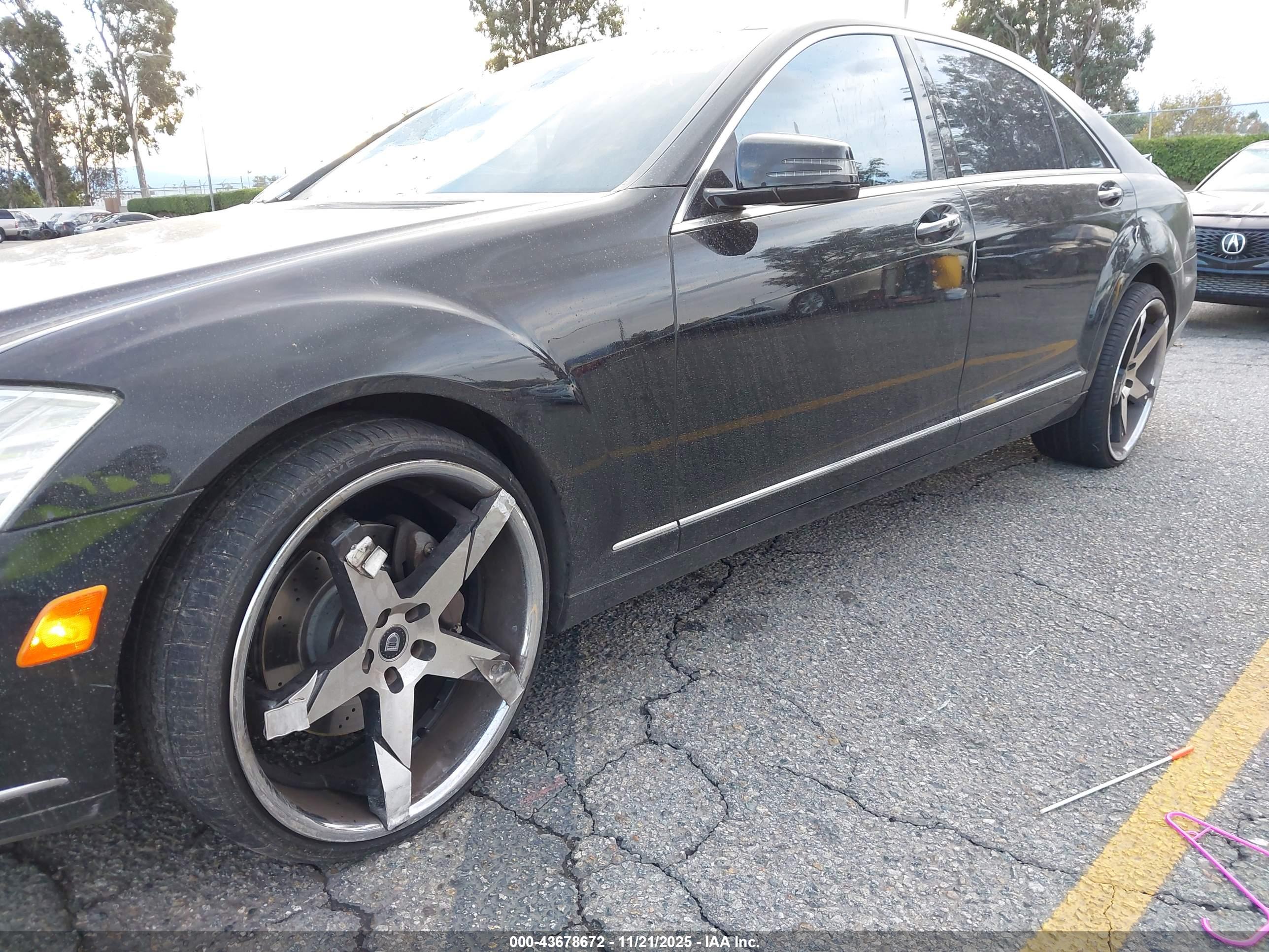 MERCEDES-BENZ S image 6