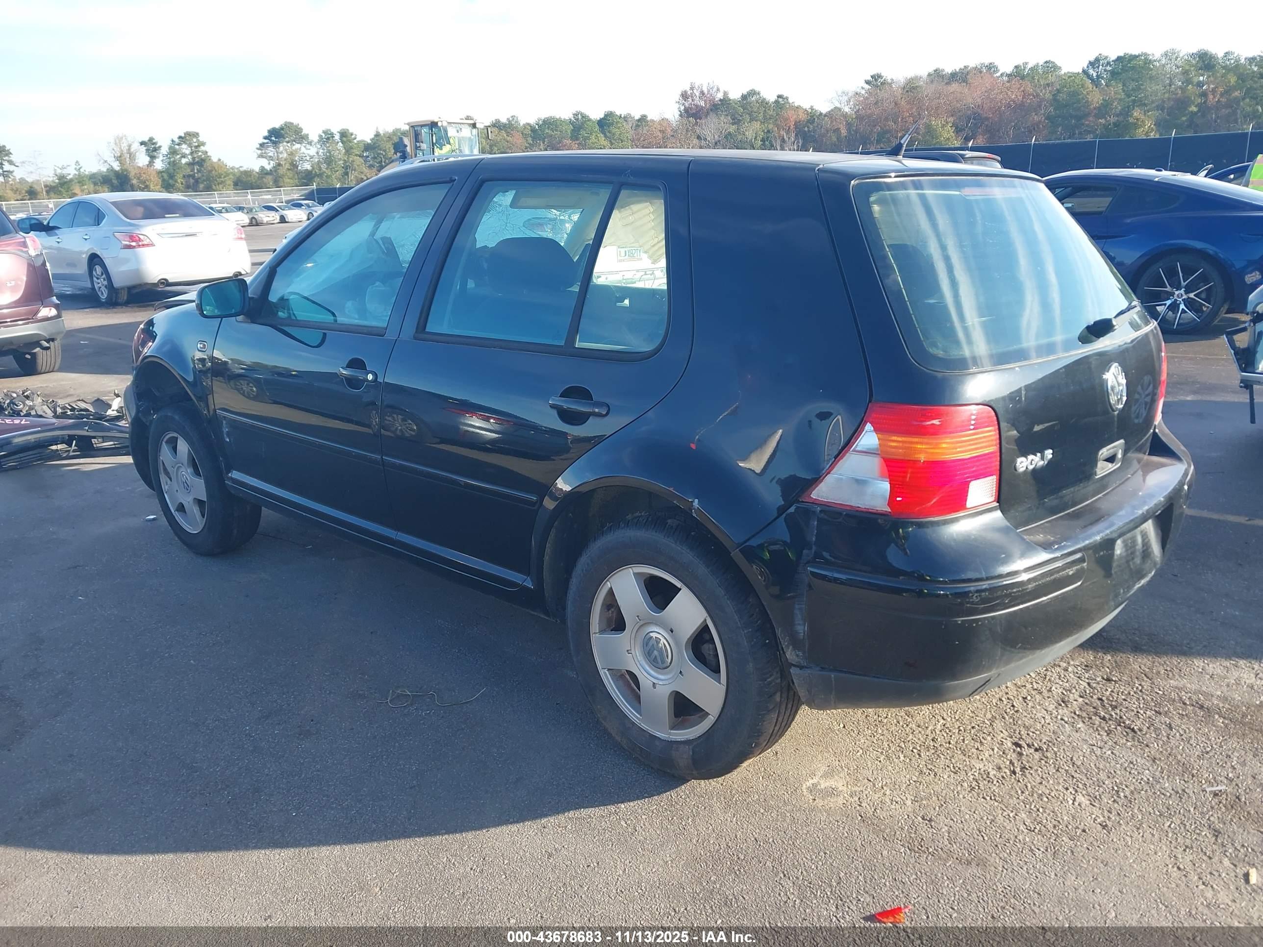 VOLKSWAGEN GOLF image 3