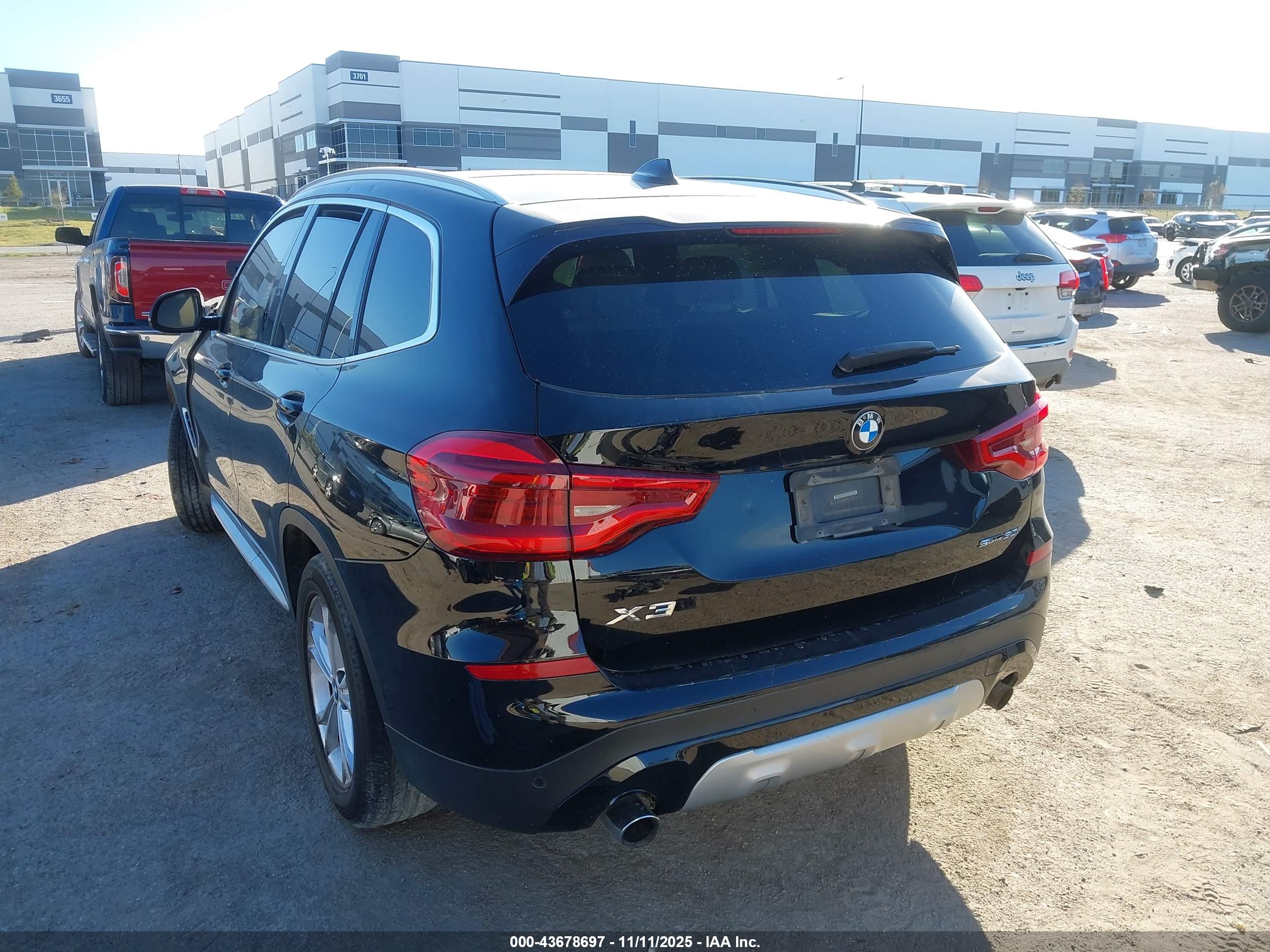 BMW X3 image 3