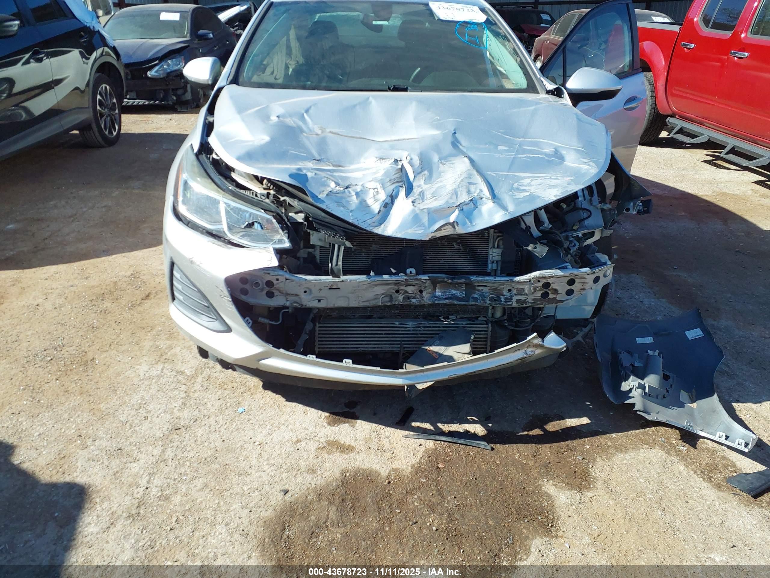CHEVROLET CRUZE image 6