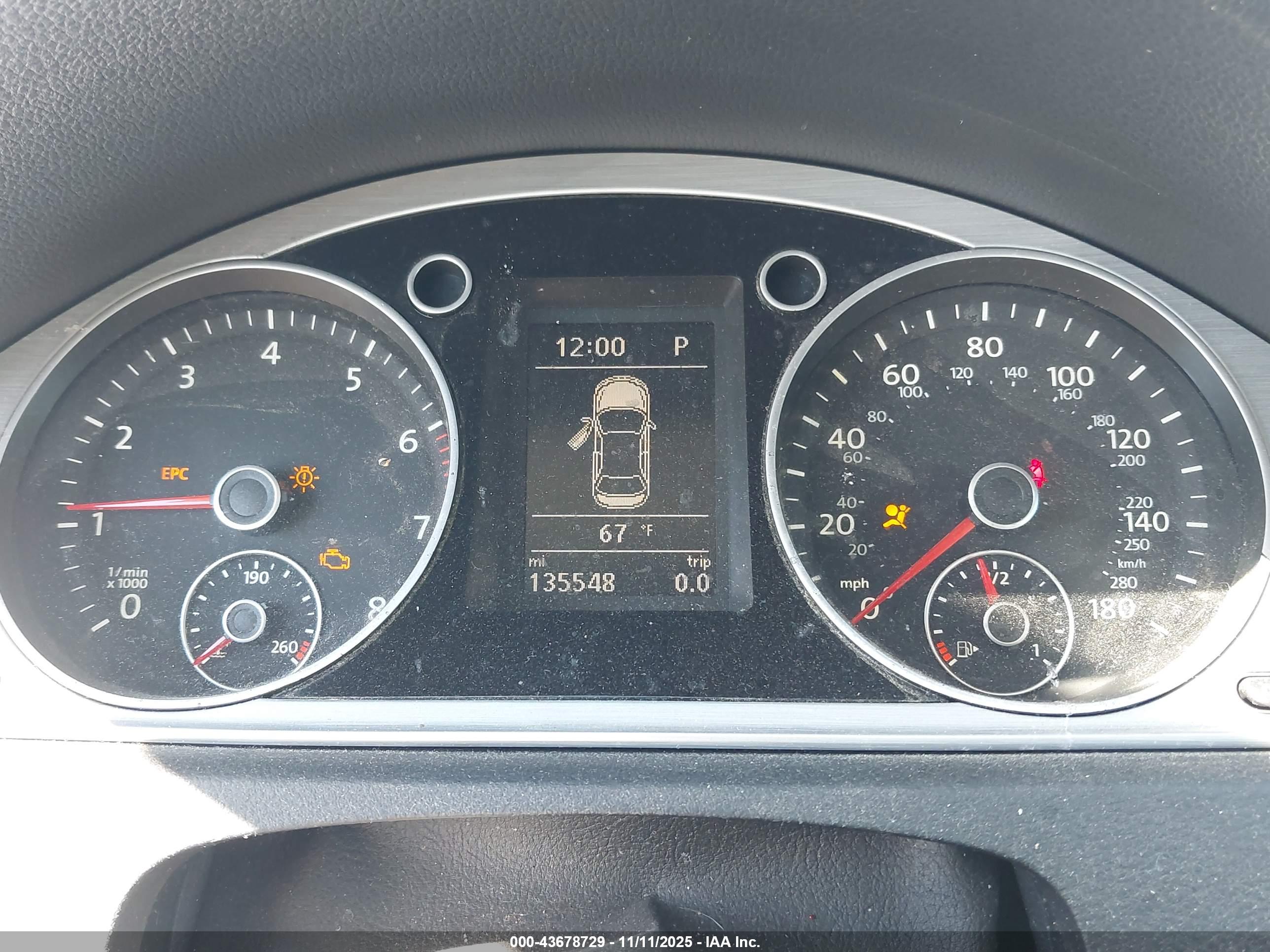 VOLKSWAGEN CC image 7