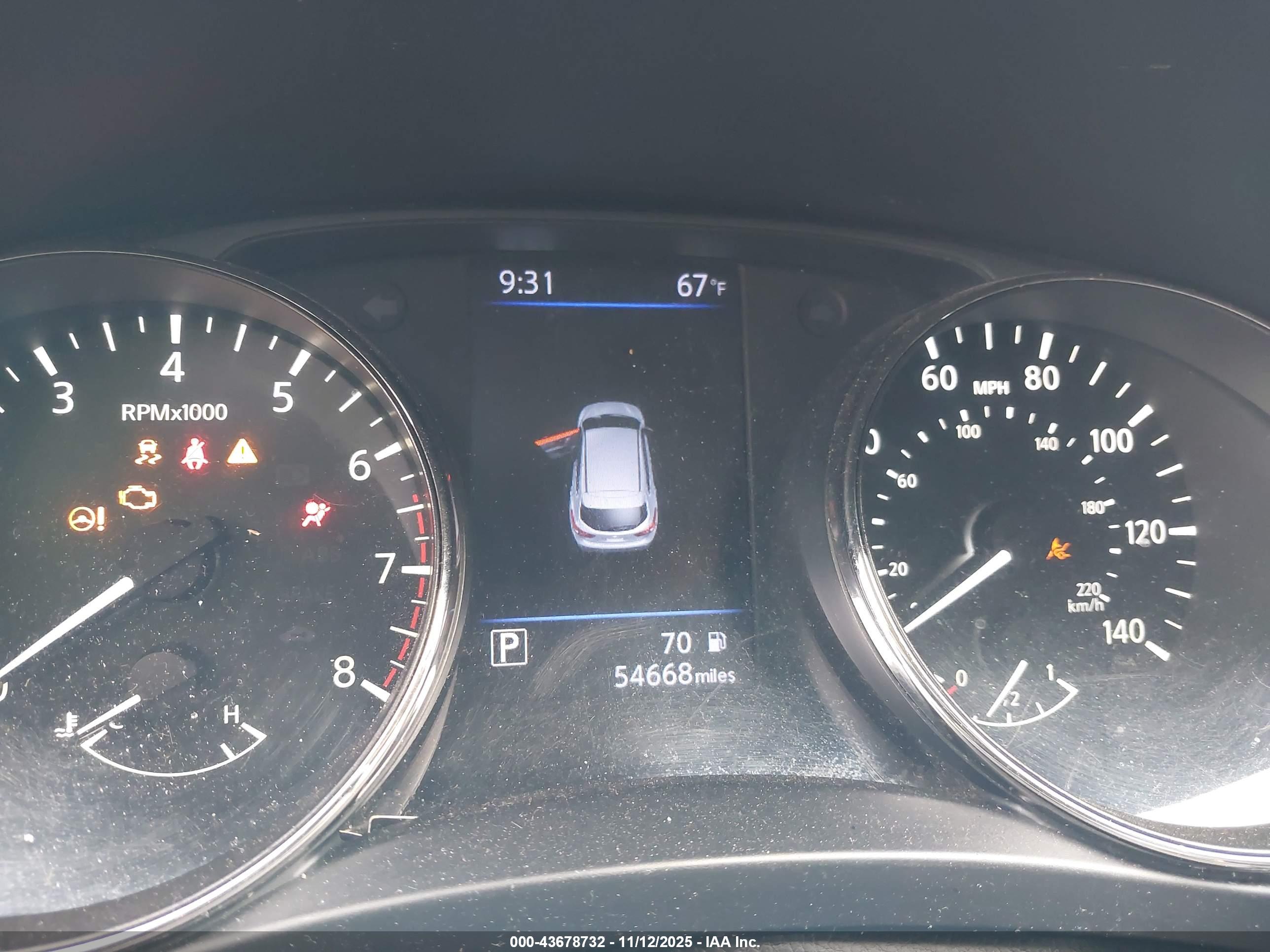 NISSAN ROGUE image 7